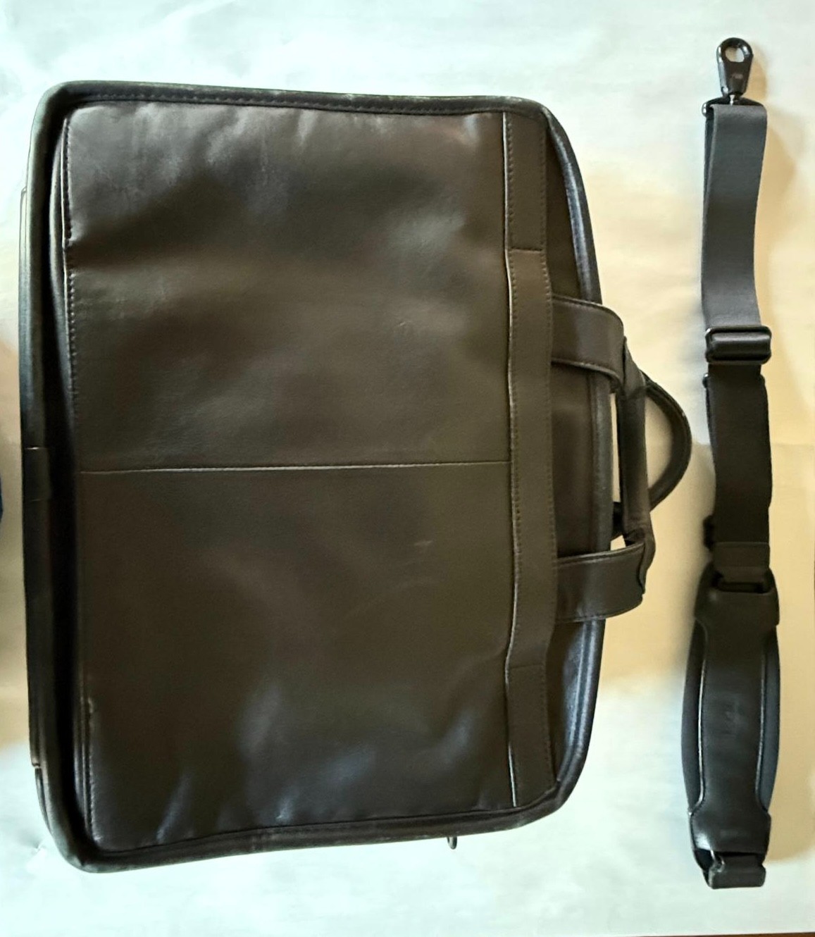 96531DH Tumi Alpha 2 T-Pass Organizer Briefcase in Black Napa Leather Laptop Bag