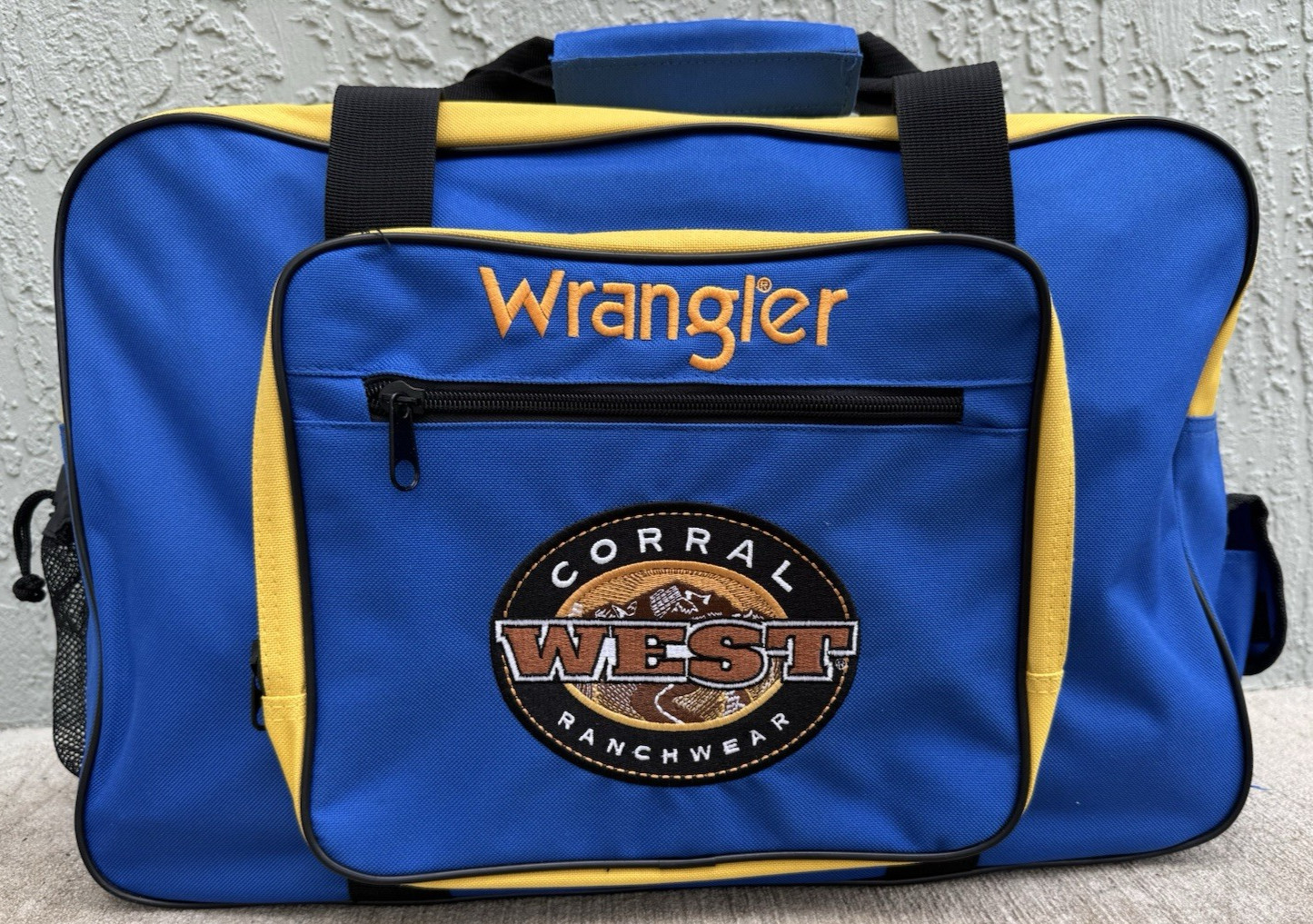 Wrangler Corral West Ranchwear Rodeo Colorblock Duffle Bag Blue Cowboy Western