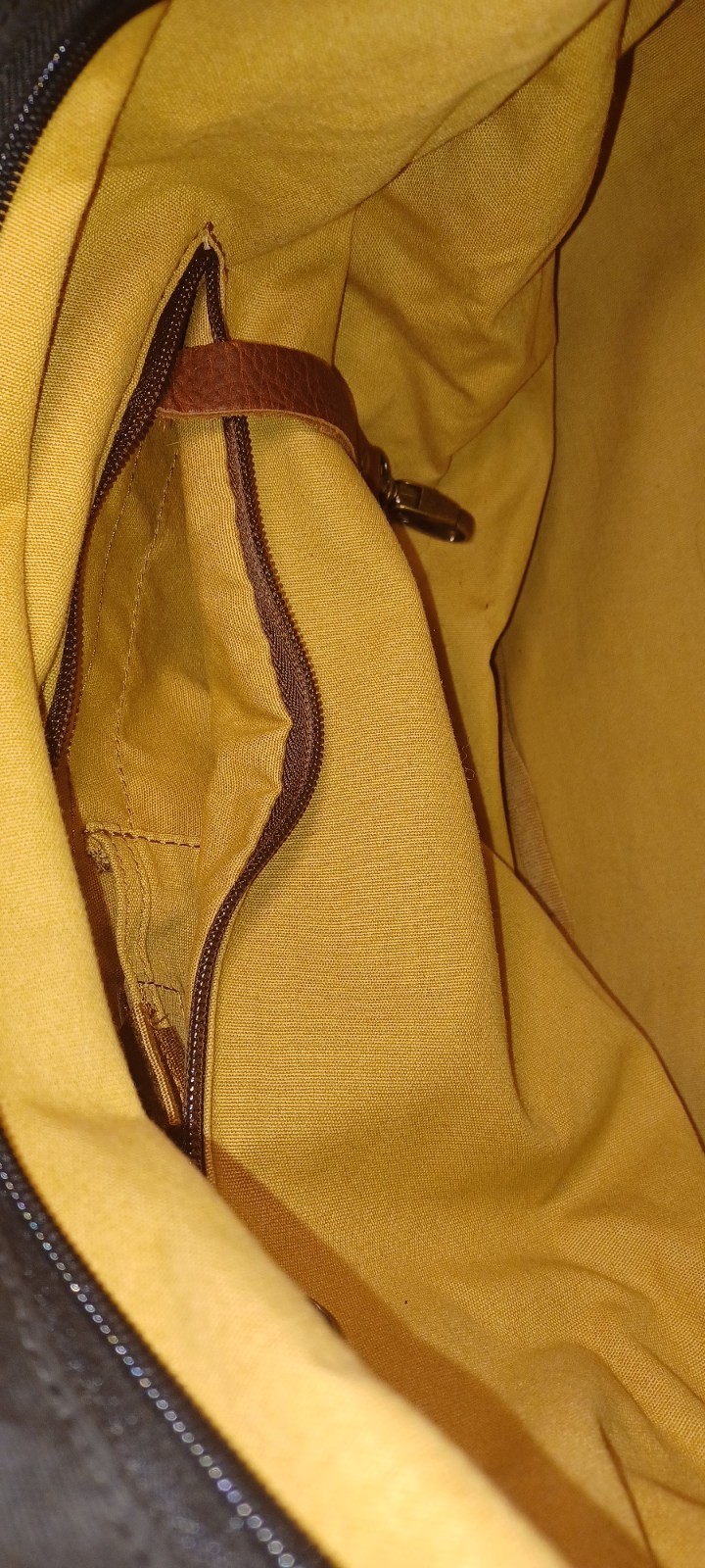 Duluth Trading Co Canvas and Leather Travel Duffle Bag Weekender Carry On Tote