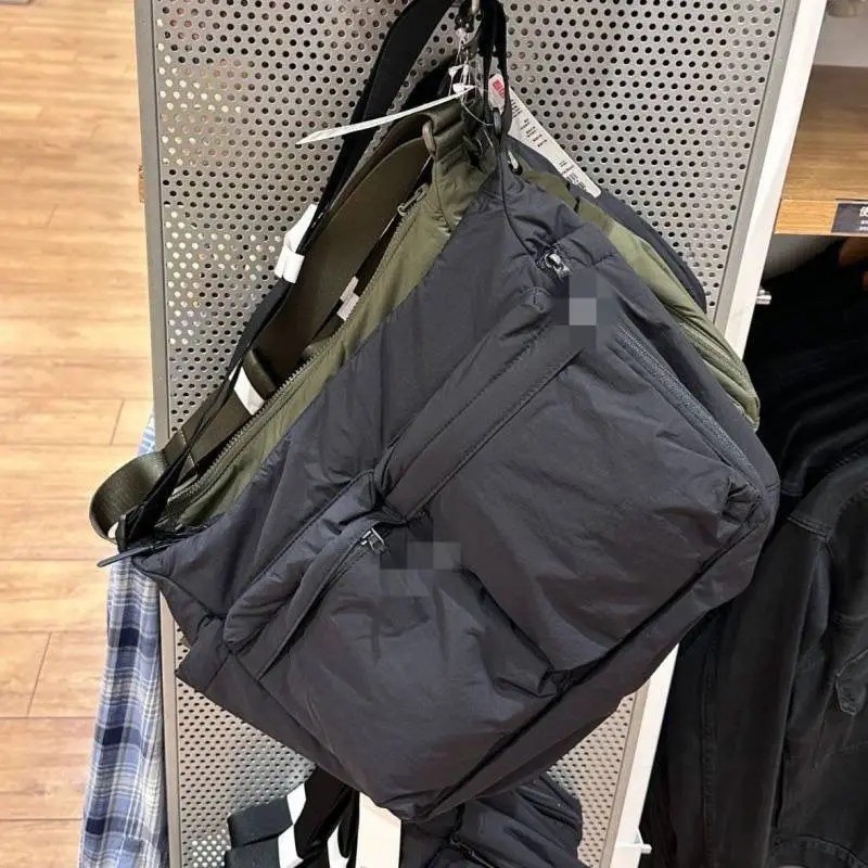 Uniqlo Multi Pocket Shoulder Bag 2 Colors Handbag For Men Messenger Bag
