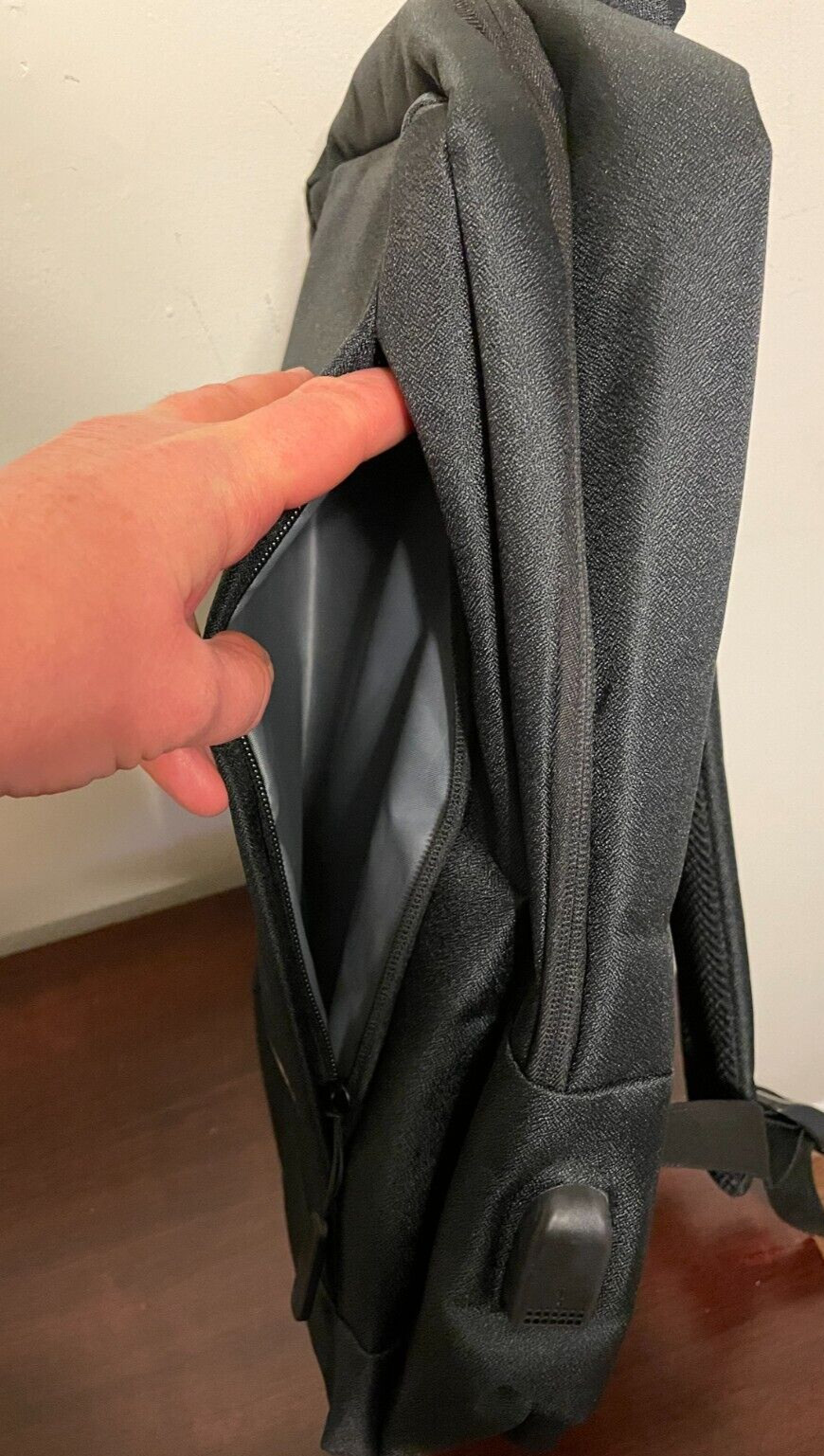 NEW The Journeyman Bag Co. Backpack Laptop Work Travel Black USB Port