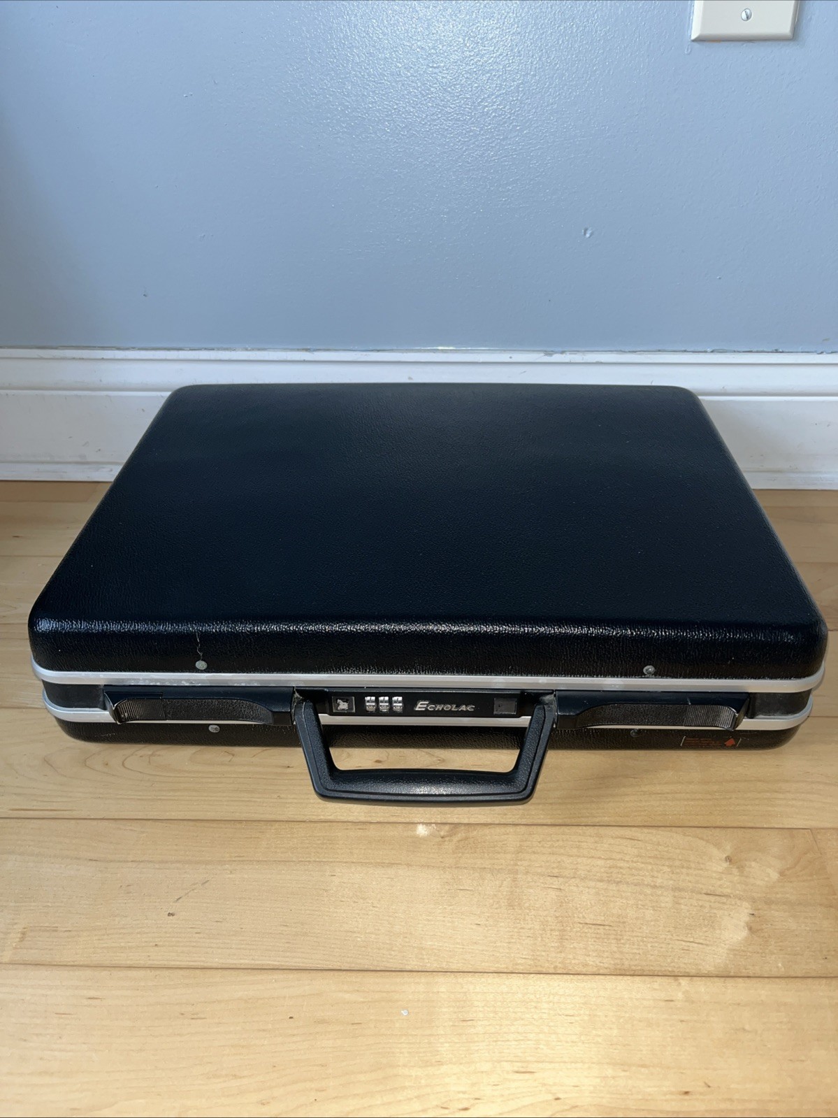 Echolac Vintage Hard Shell Briefcase Black with Aluminum Trim 17×12.5×4
