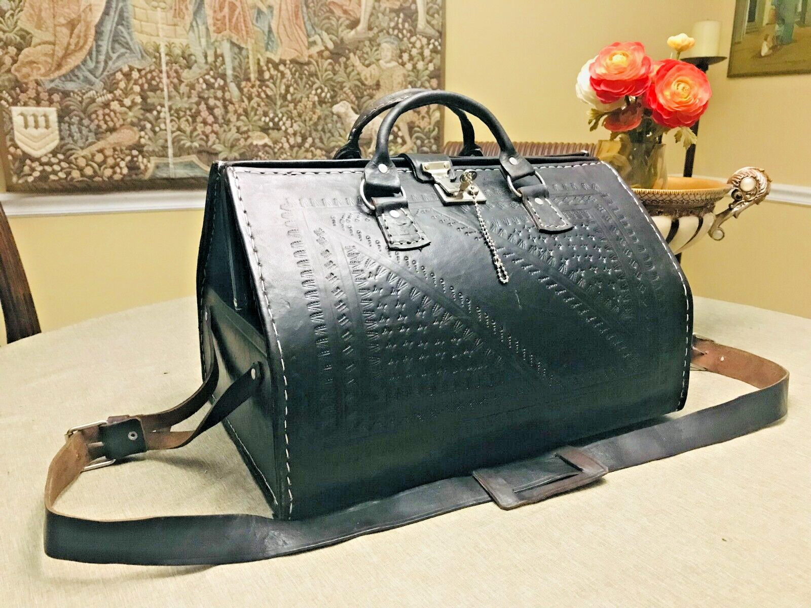 1930s Leather Gladstone Bag / Briefcase / Travel Bag / Messenger Bag – Spain