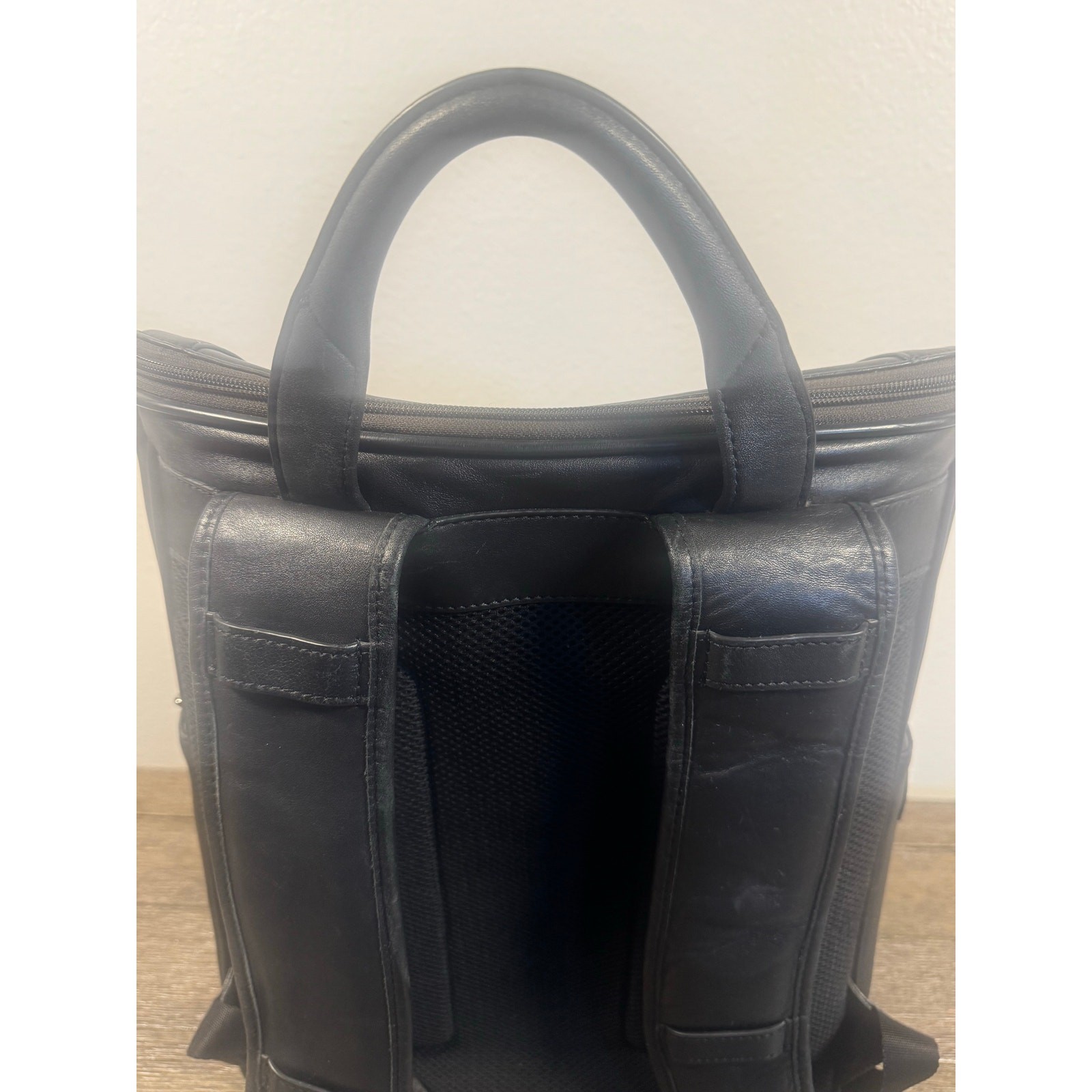 Designer x Hartmann Metropolitan Executive Backpack Deep Black Leather