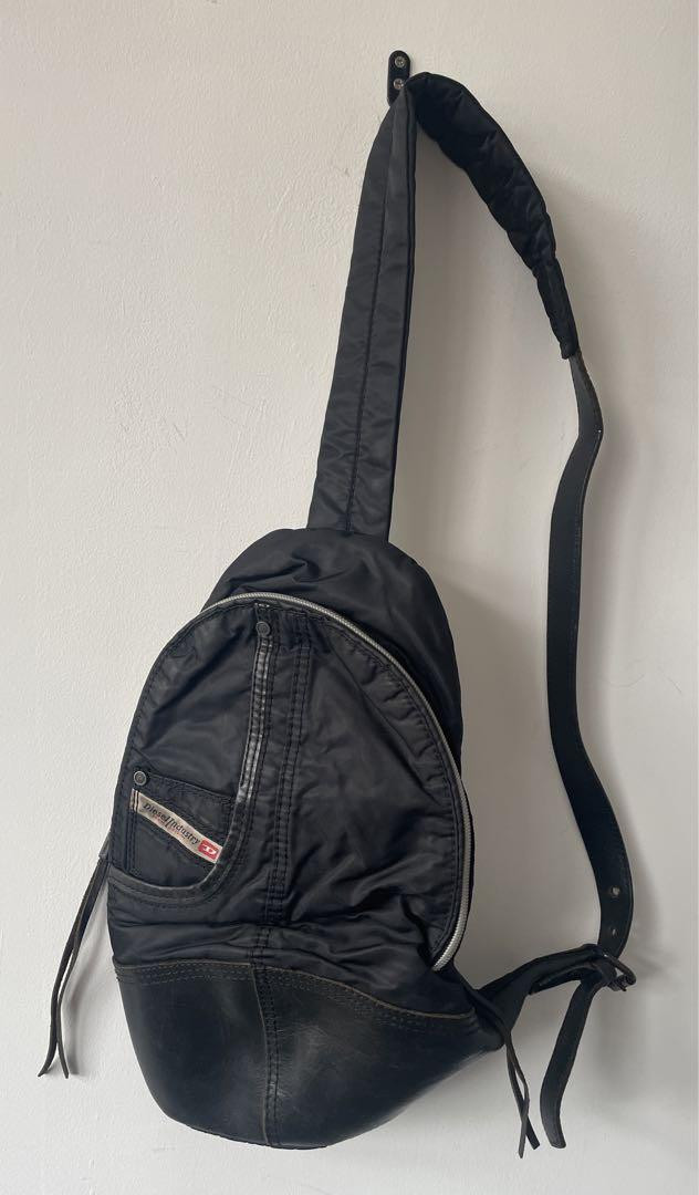 Diesel Men Vintage 90S Shoulder Body Bag Y2K Black 45x26cm Luxury Stylish Casual
