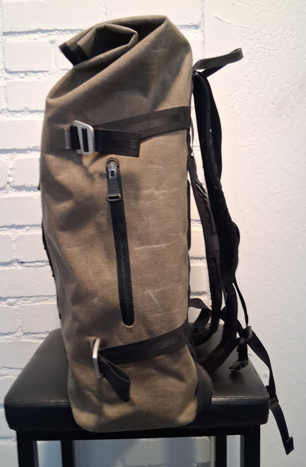 Manhattan Portage Harbor Canvas Brown Backpack Roll-Top Water Resistant