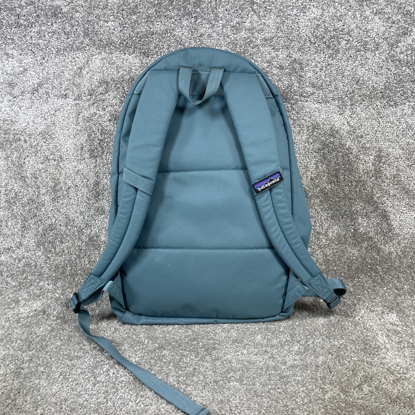 Patagonia Backpack Mens Arbor Daypack 20L Tasmanian Teal Outer Zipper Pockets