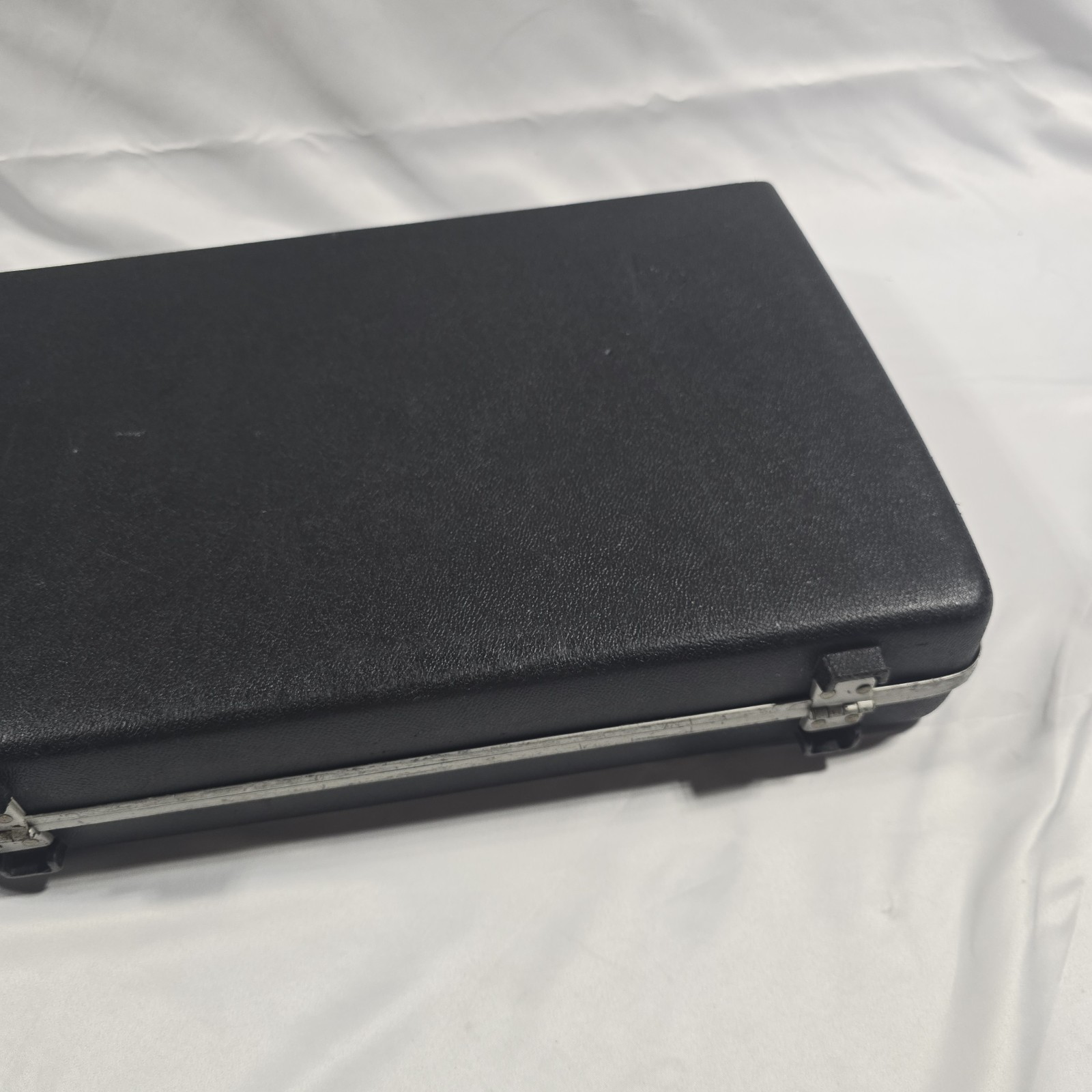 Royal Traveller Attache Briefcase 18″ X 12″ X 2″