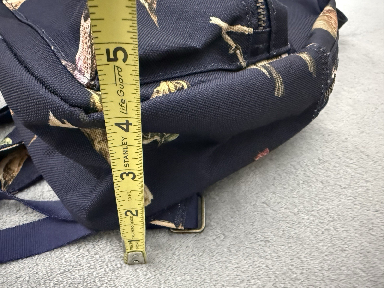 Herschel Backpack Bag Birds All Over Print Pockets Casual Every Day Pack Small?