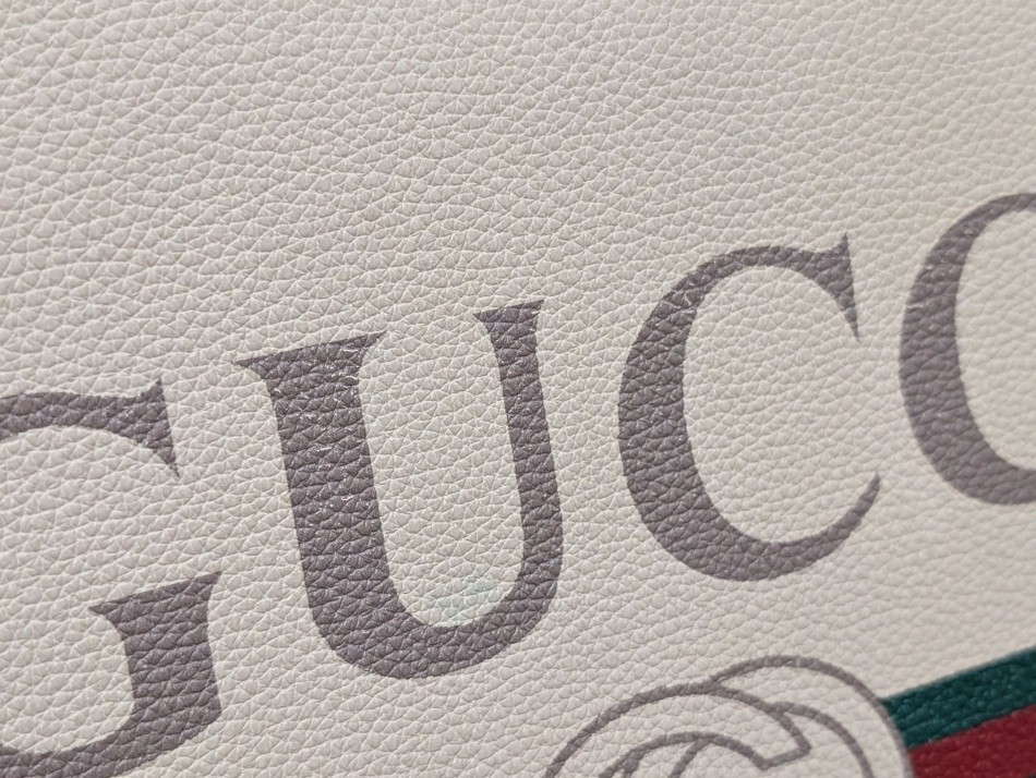 Authentic Gucci Clutch Bag Ivory Pouch White Leather Men Women