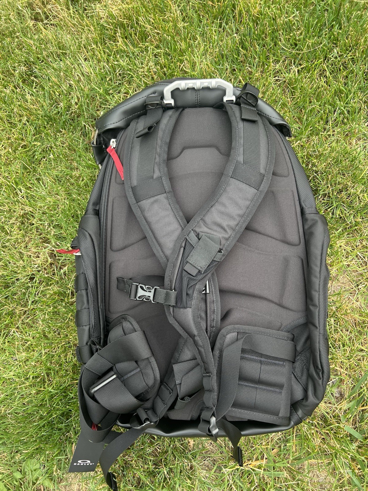Oakley Kitchen Sink Backpack 34L Capacity – 92060AODM – New