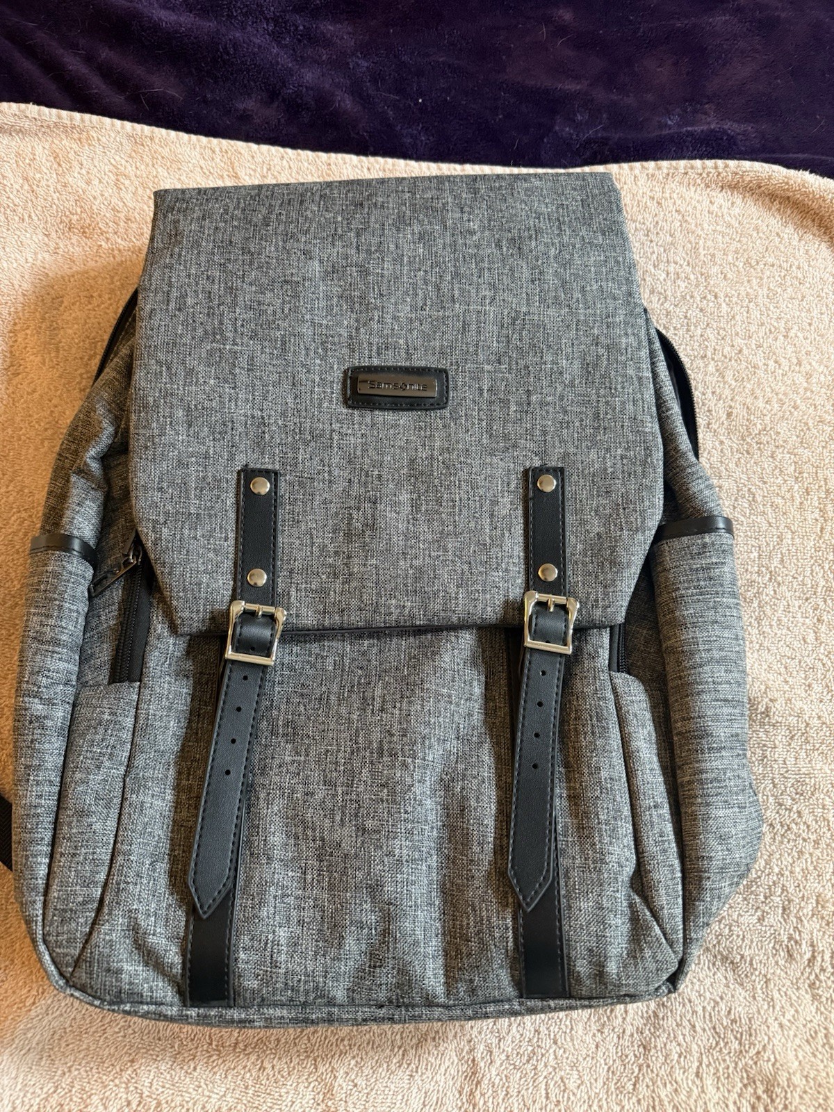 Samsonite Charcoal Gray Business Travel Backpack Laptop Bag Padded Straps