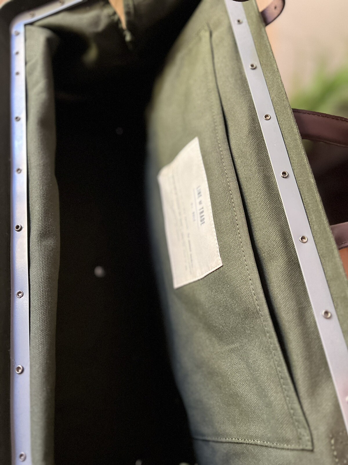 line of trade weekender bag Olive Green (See Description)