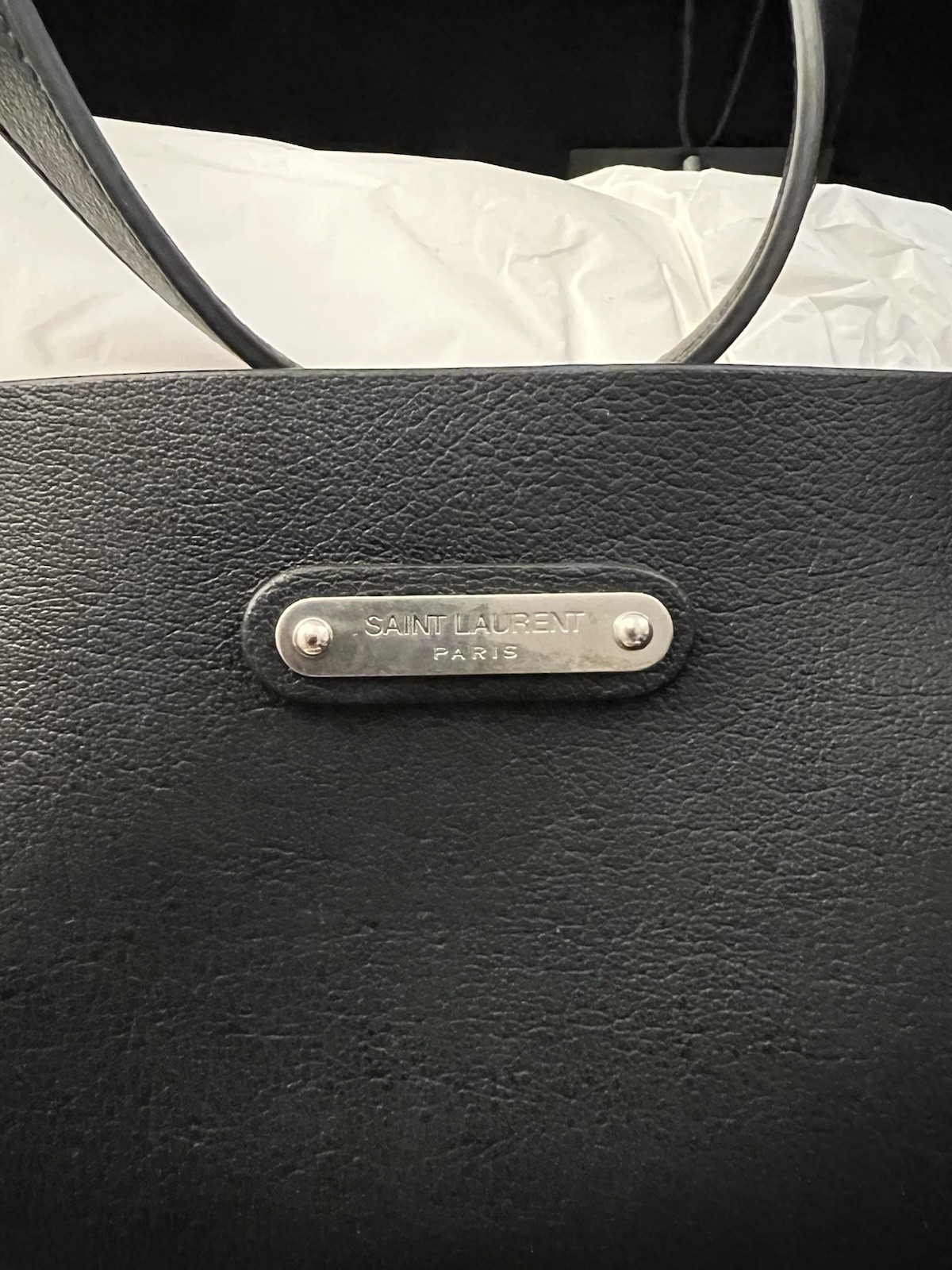 Saint Laurent Black Leather Tote Back With A Pouch brand new never worn