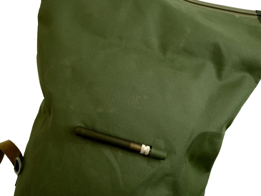 Import duty included for US buyers F/CE. Waterproof Seamless Rolltop Backpack O