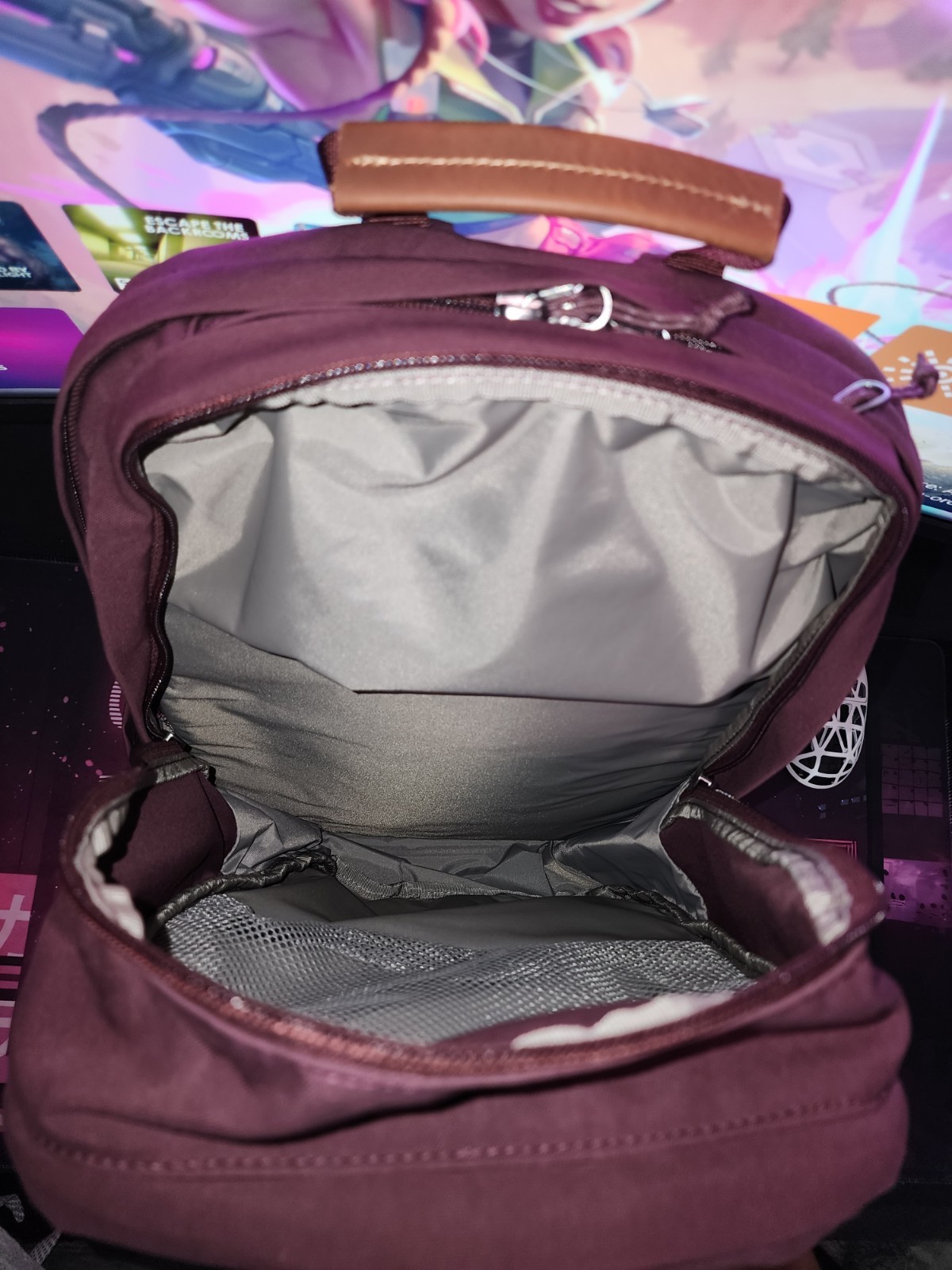 Fjallraven Raven 28L Black Backpack