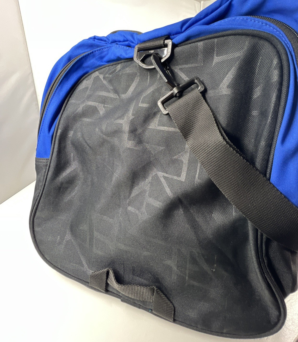 Nike Lake Superior State Embroidered Team Issued Large Training Duffel Bag Blue