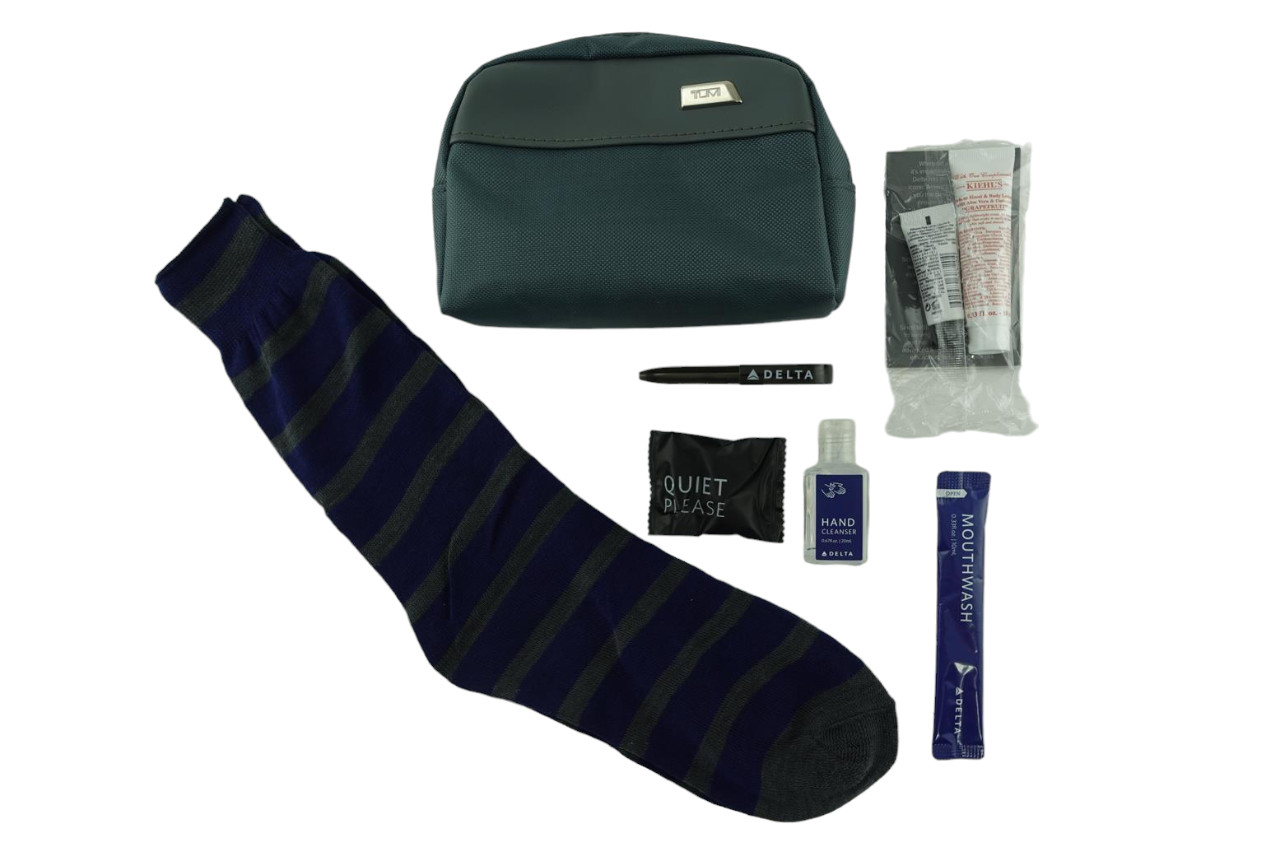Tumi NEW Genuine Delta Amenity Kit Kiehls Toiletry Travel Bag Gray Soft Case Lot