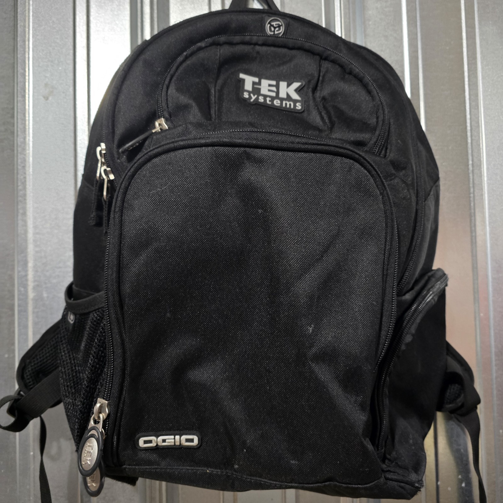 OGIO Tech Systems Street Backpack Black Bag Technical Laptop Sleeve.