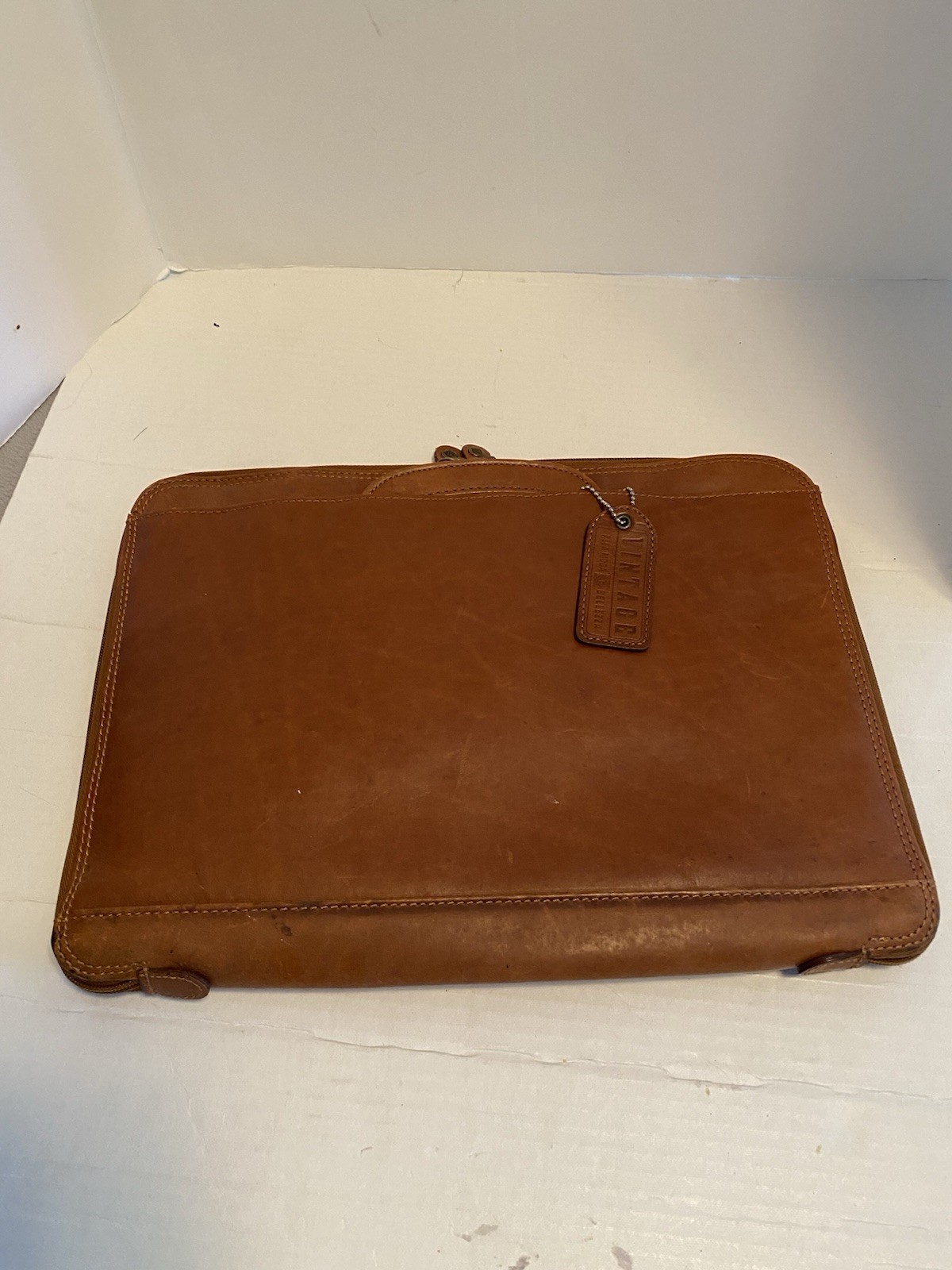 Wilson Brown Fine Leather Vtg Look Executive Briefcase Double Handled Zip Around