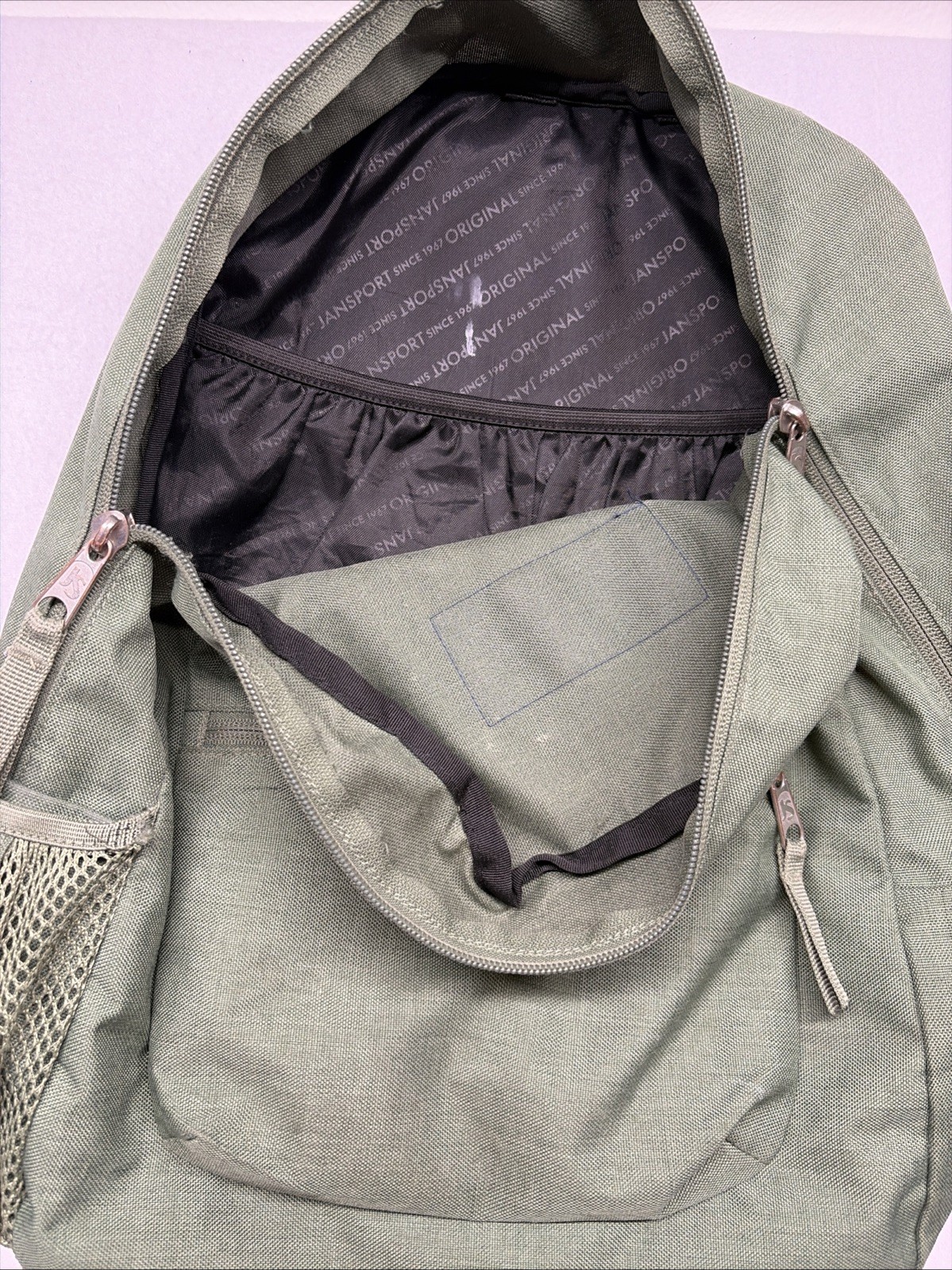 JanSport SuperBreak Backpack 15-inch – Army Green