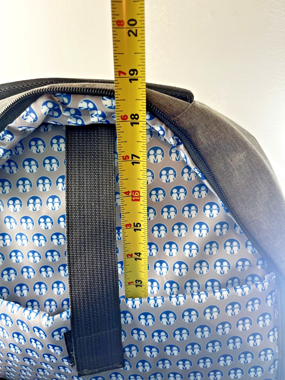 Backpack Padded Laptop Bag School Children Gray Pockets Hot Cold Pocket Work NEW