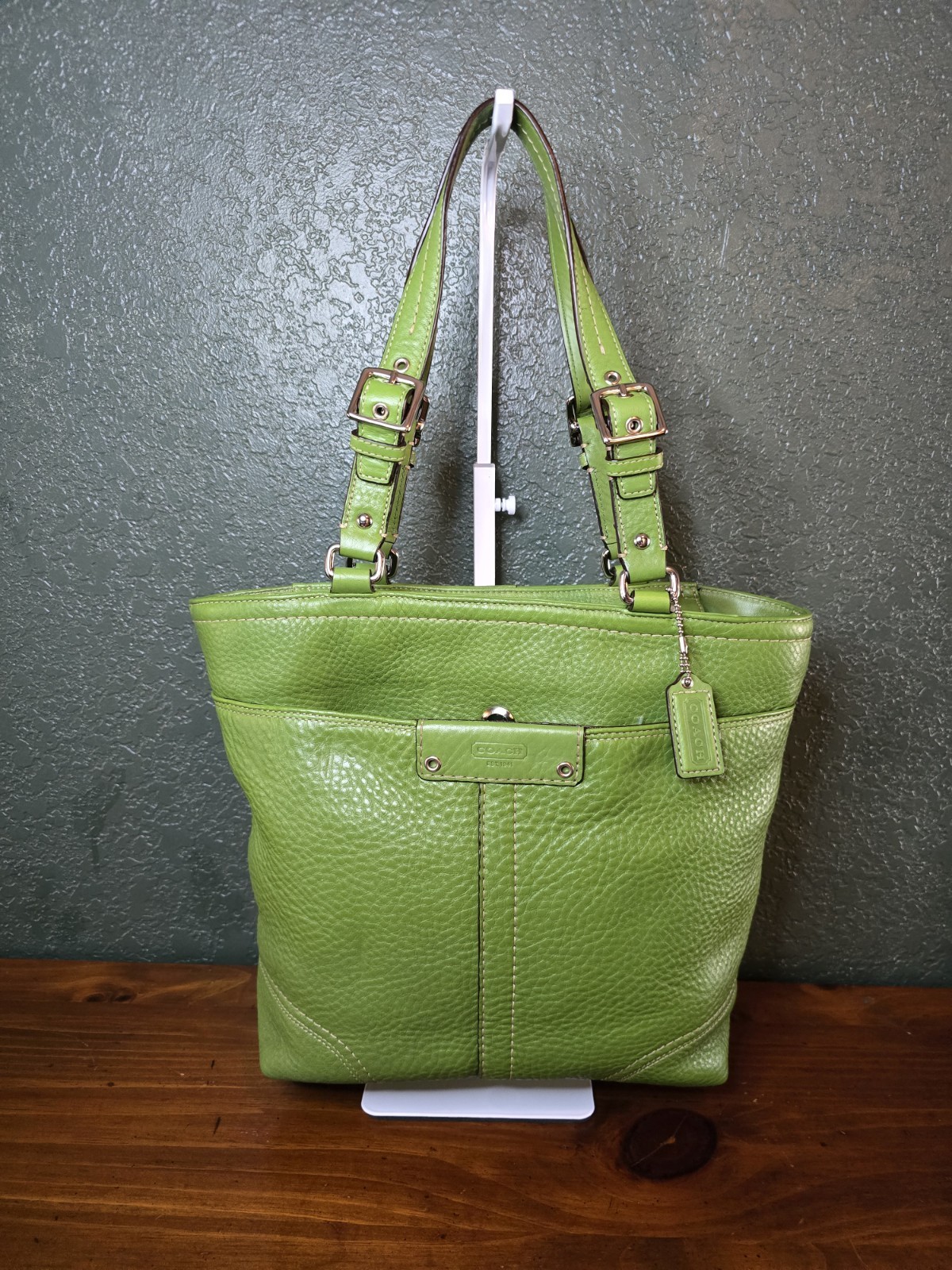COACH-Vintage Hamilton Pebbled Apple Green Leather Shoulder Tote Bag ( 13″×11″)
