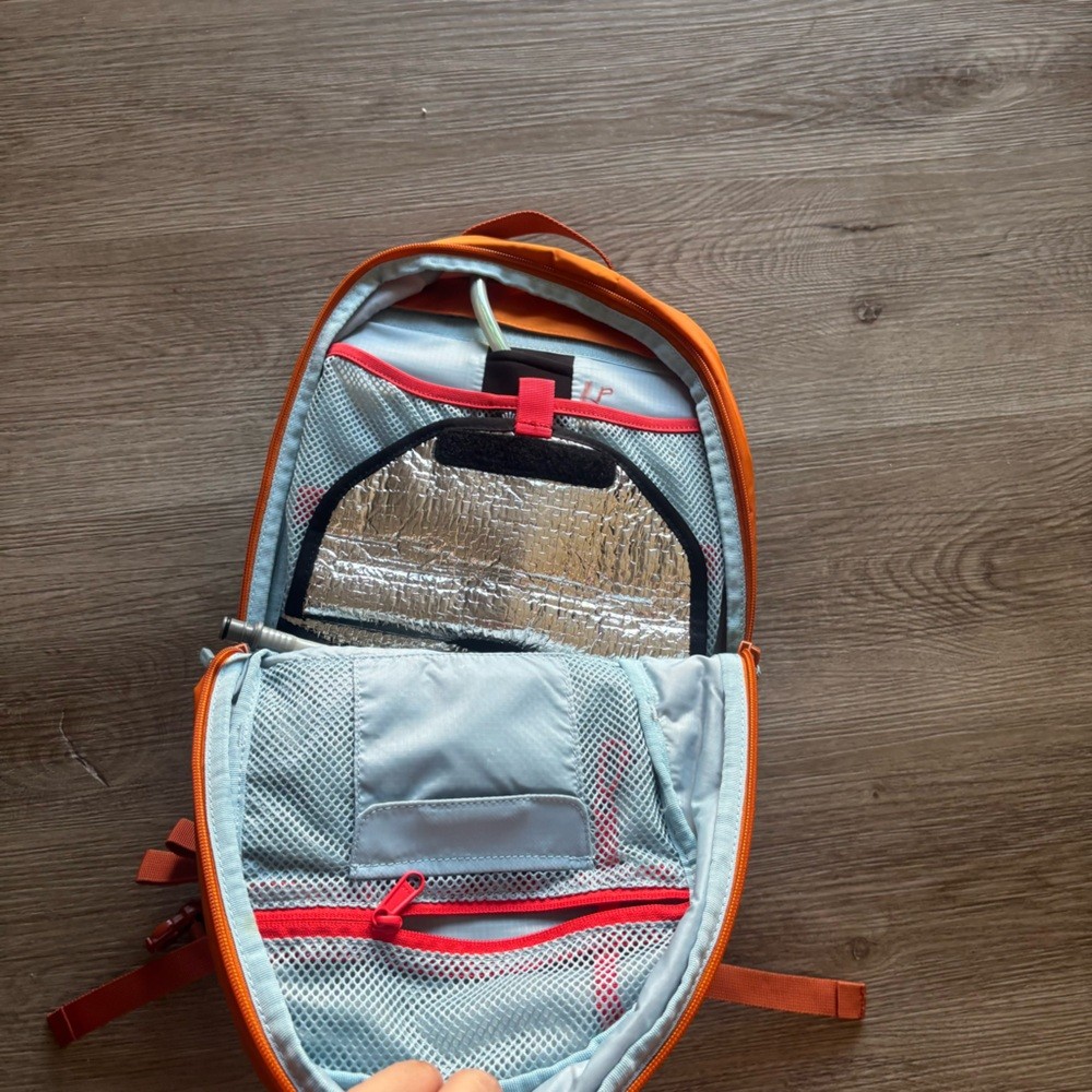Hydro Flask Down Shift Backpack 14 Liter Water Pocket Hydration Pack Orange