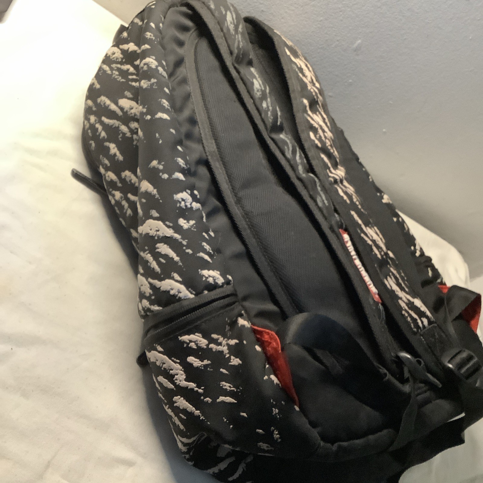 Sprayground Black White 3D Shark Fin Backpack Limitated Edition RARE