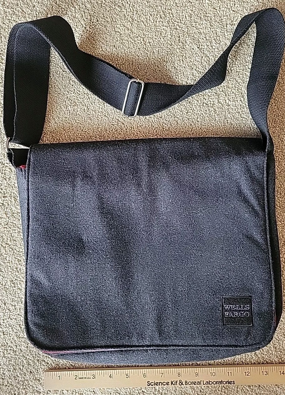 NEW Wells Fargo Padded Messenger Bag/ Wool Feel & Look/Black W Red Lining/ Rare