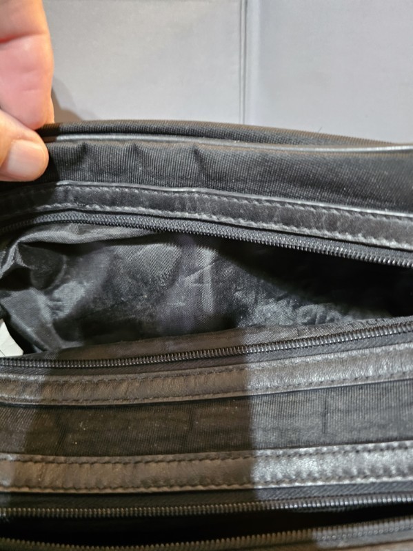 Kenneth Cole Reaction Black Canvas Faux Leather Travel Toiletry Bag. 12×6.5×4.5″