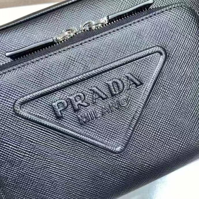 Prada Men’s Crossbody Bag – Luxurious Saffiano Leather, Stylish & Functional