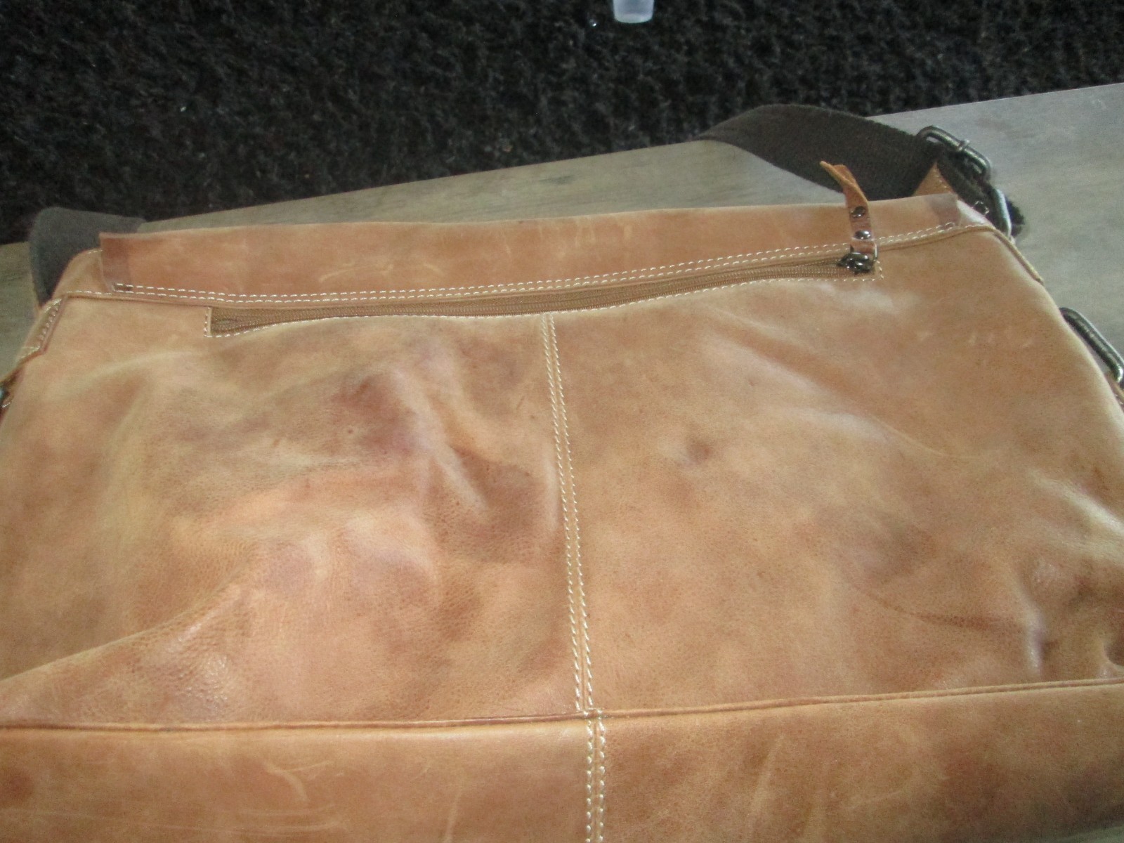 RARE VINTAGE LANDLEDER GERMANY DISTRESSED LEATHER MESSENGER BRIEFCASE BAG, LQQK!