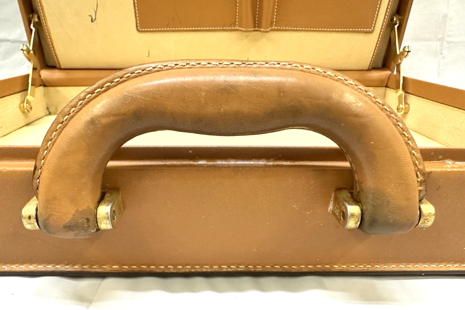 VINTAGE LEATHER GUCCI BRIEFCASE ATTACHE RARE HARD SIDED