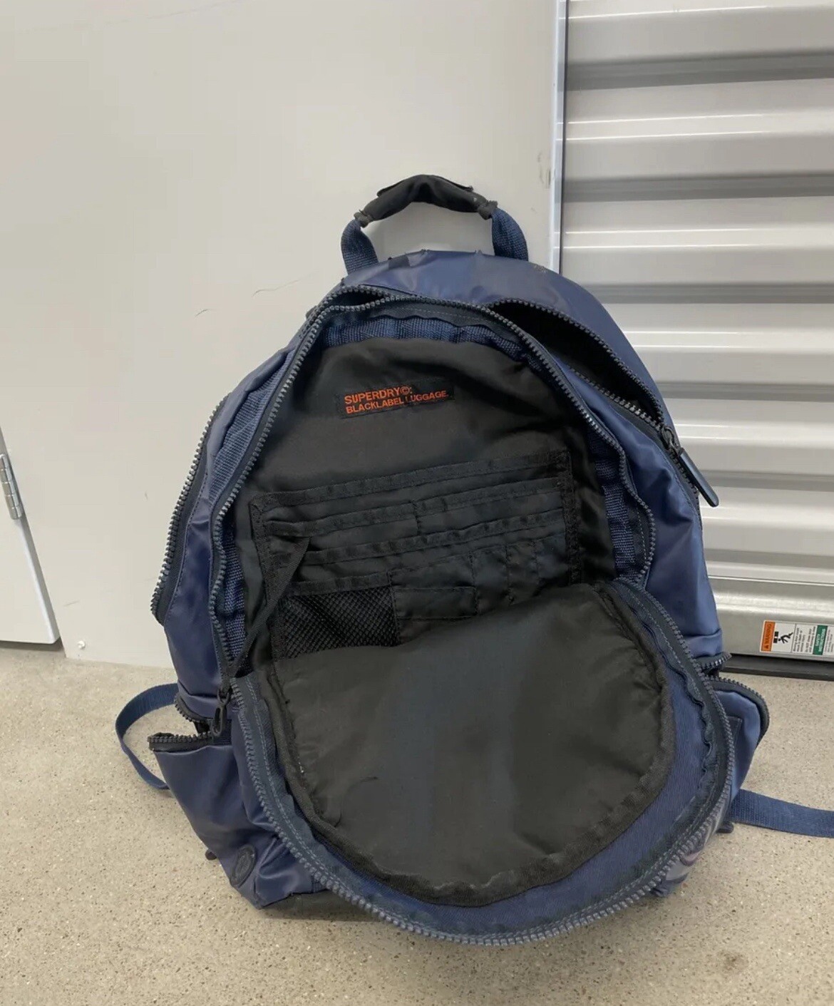 Superdry Mesh Tarp Backpack – Dark Navy & Green BNWT
