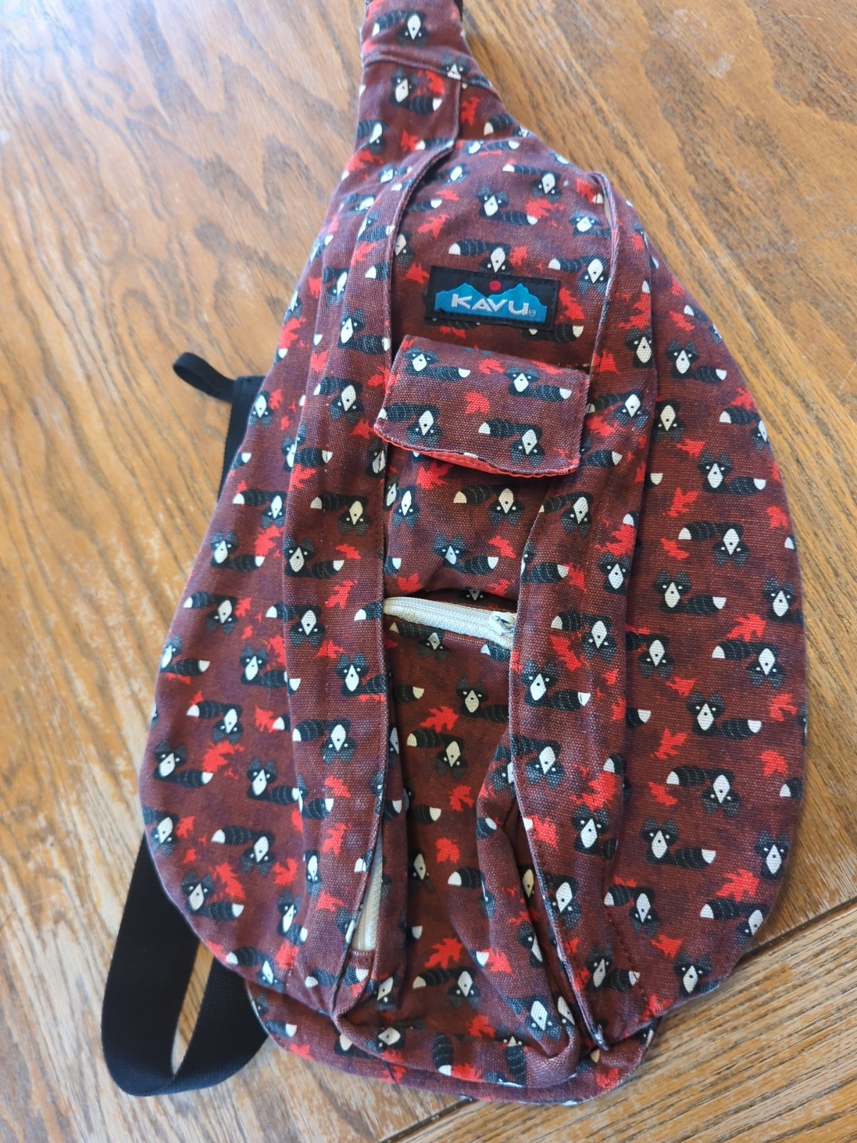 KAVU Rope Sling Bag Racoon Print Burgundy Maroon Adjustable Strap Unisex