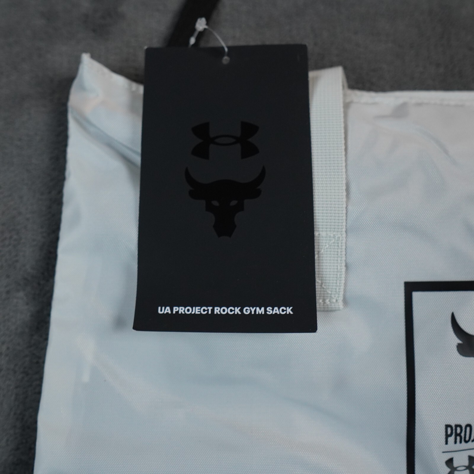 Under Armour UA Bag 19 Litre Project Rock Training Gym Sack White Clay 1369226
