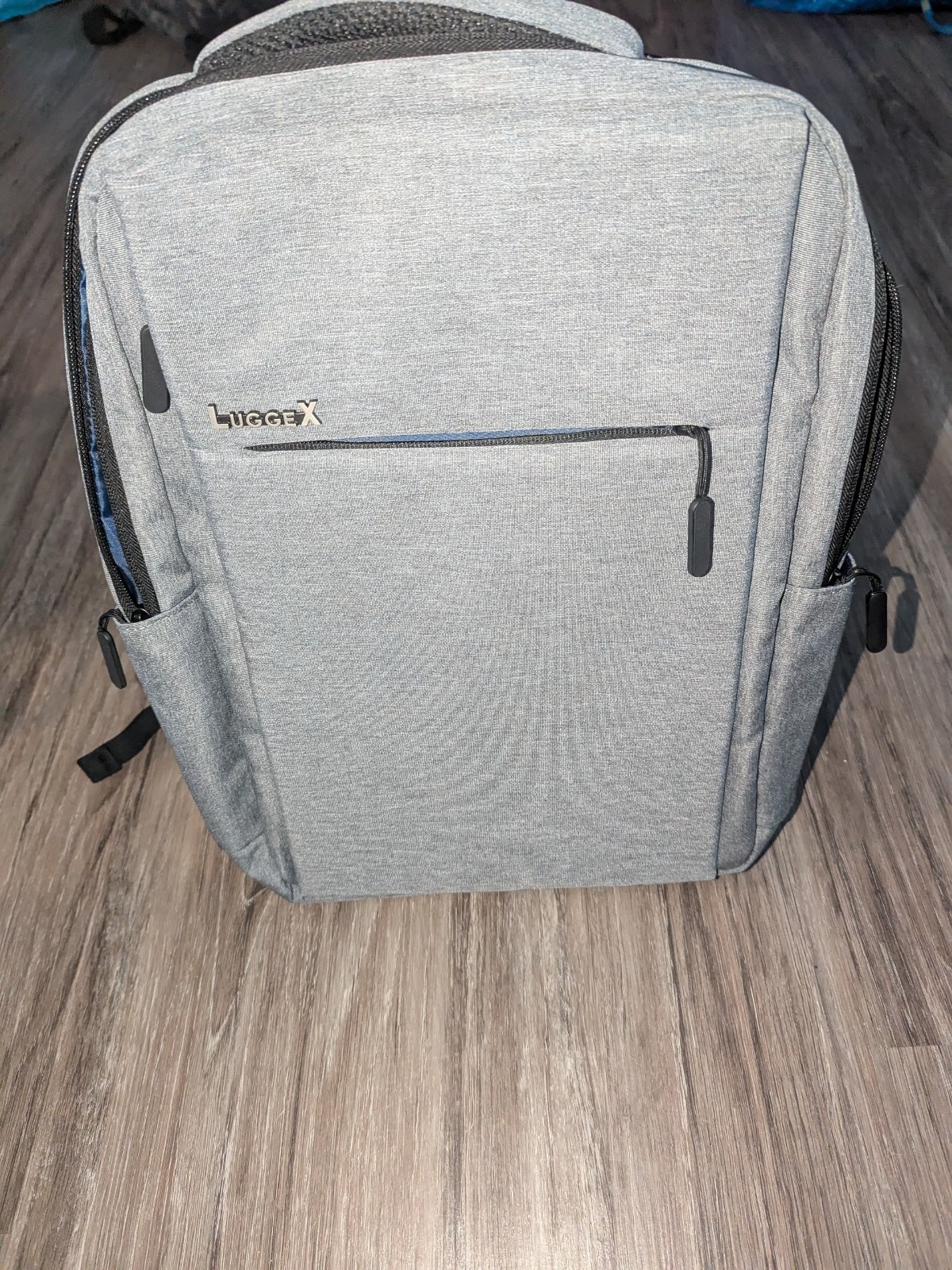 LUGGEX UrbanPro Backpack Lightweight 14-Inch Laptop Carrier Travel Bag Gray