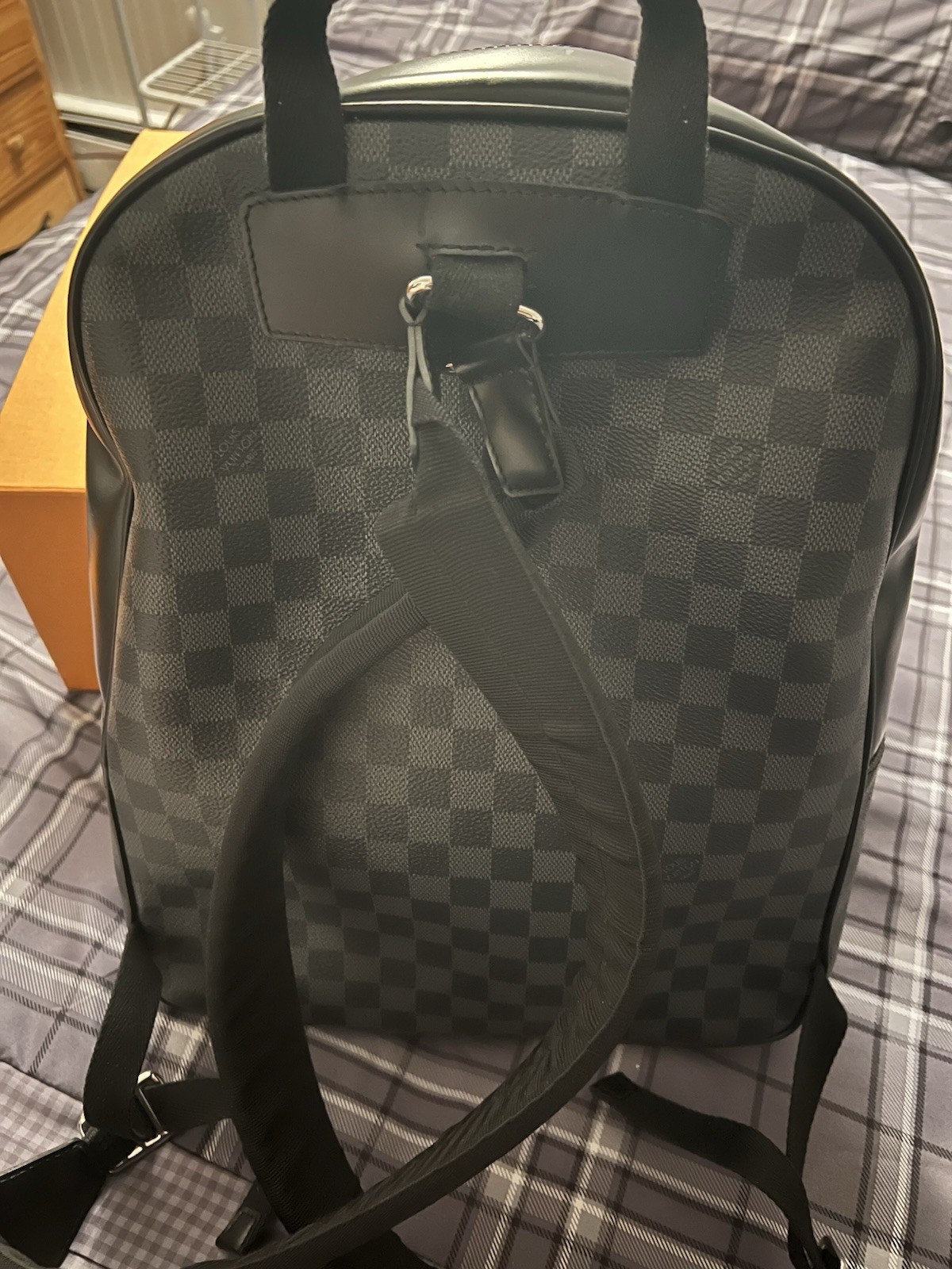 Louis Vuitton Men’s Backpack Graphite Josh w Box & Receipt