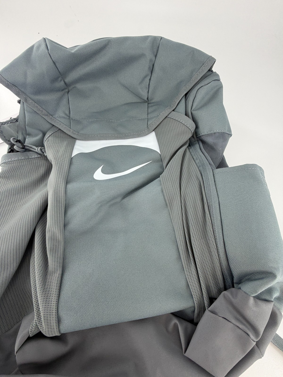 Nike 30L Academy Team Backpack 2.3 DV0761 065 Grey/White New Men’s One Size NWT