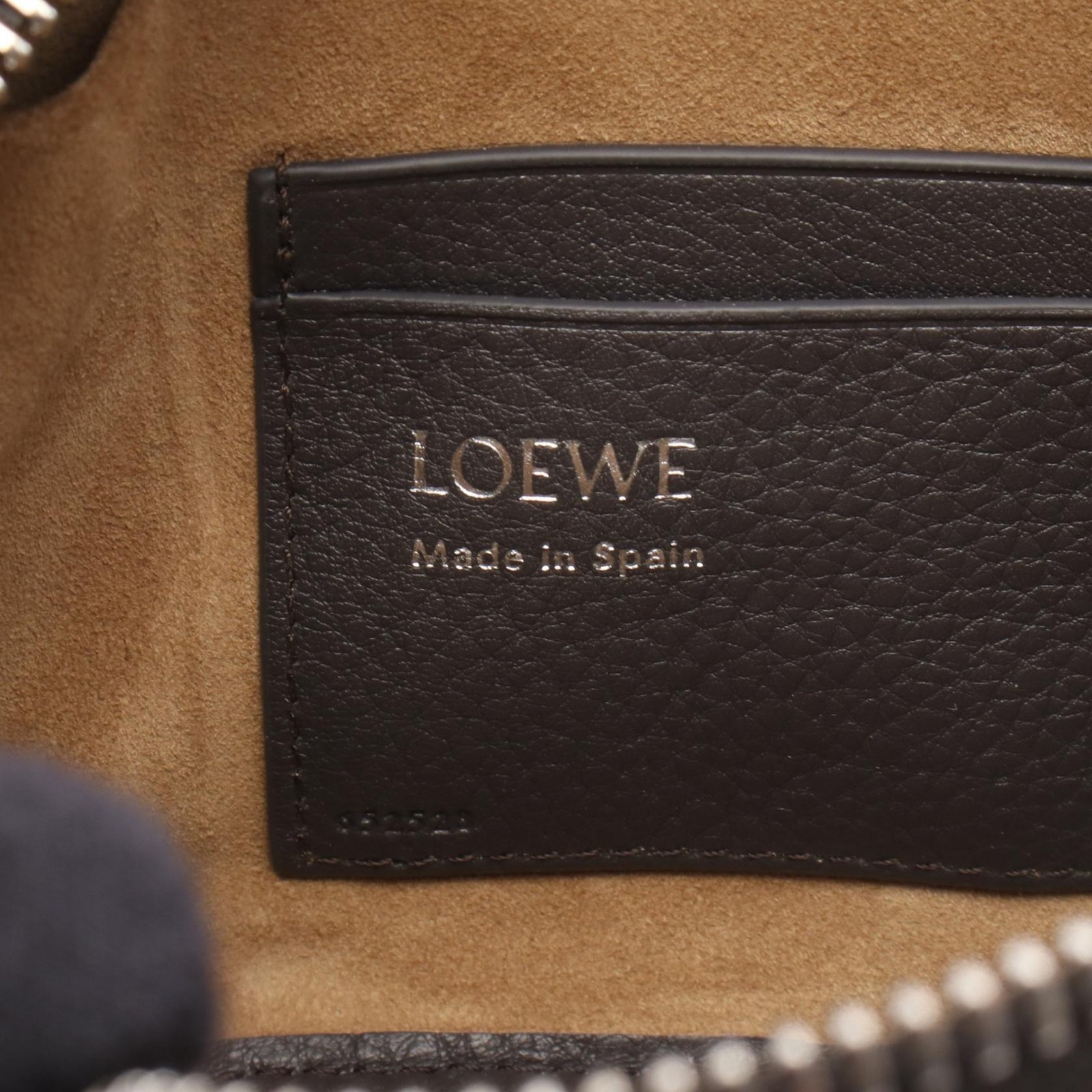 LOEWE Pebble Small Messenger Shoulder Bag BANBPCBX011220 leather Gray NEW mens