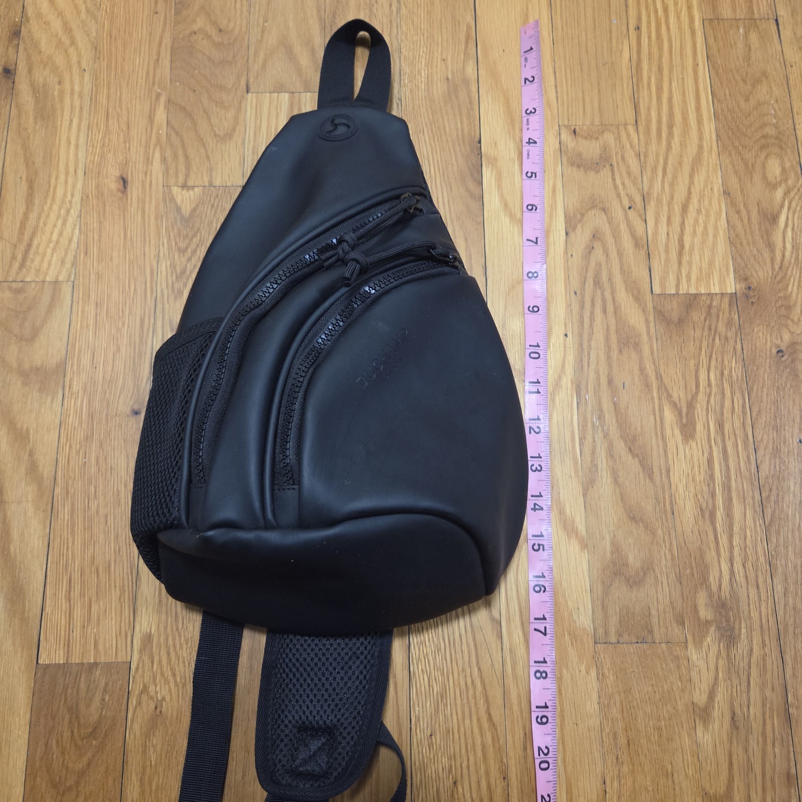 Duchamp Mens Crossbody Sling Rubberized Casual Lightweight Travel Bag Black S