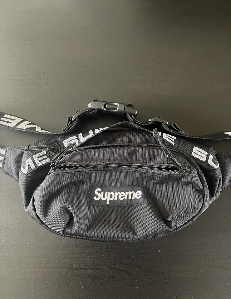 Supreme SS18 Waist Bag – Black