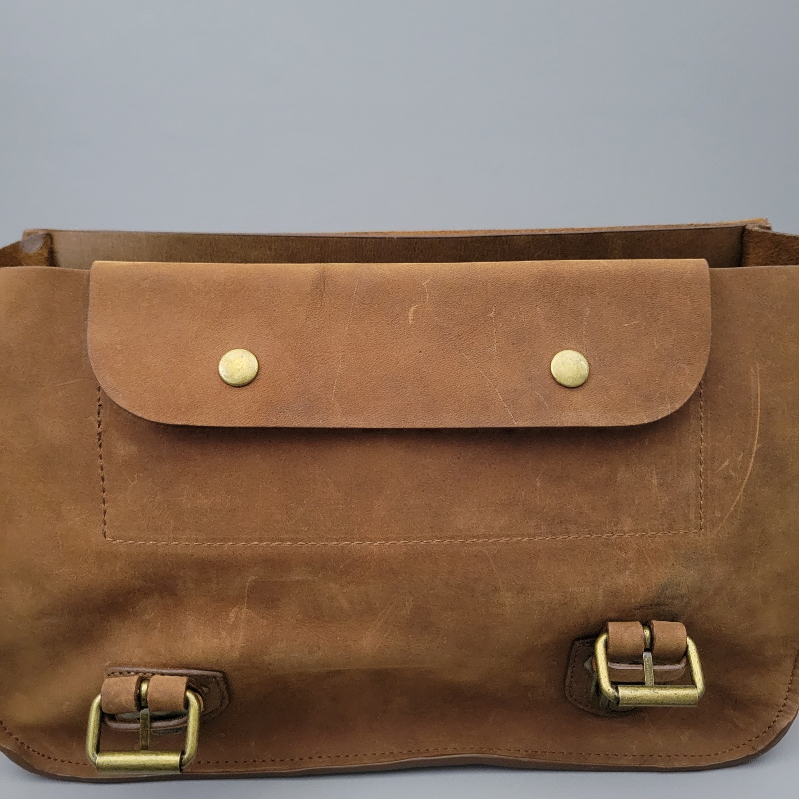 Vintage Duluth Trading Leather Bashful Billionaires Briefcase Messenger Bag