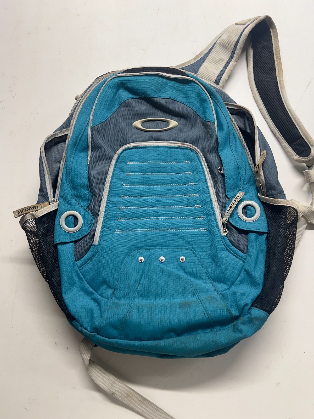 Vtg Y2K Oakley Flak Pack Backpack Blue Black Travel Hiking Commuter Outdoors
