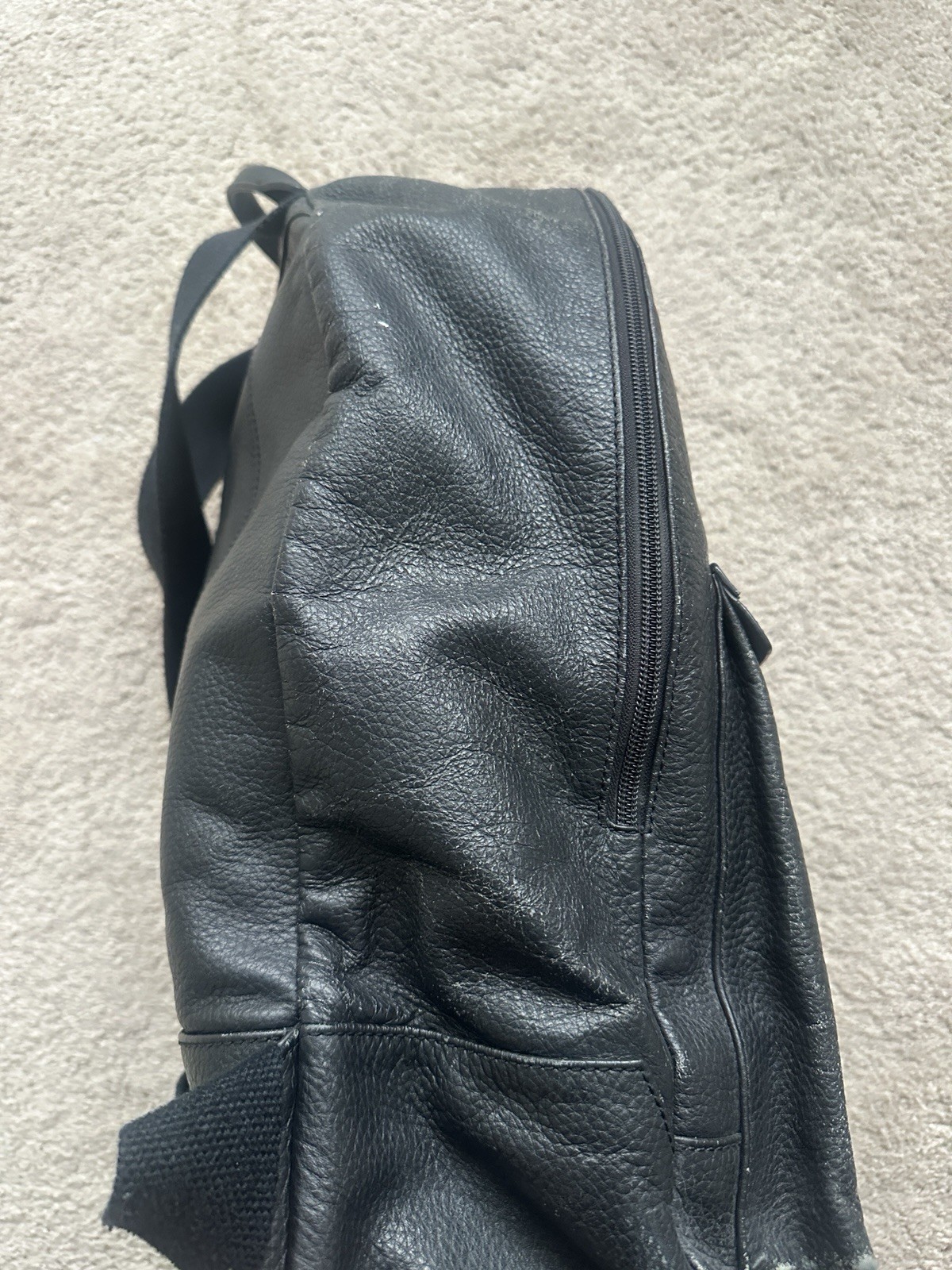 Cole Haan CHDM11026 Pebble Backpack for Men – Leather,…