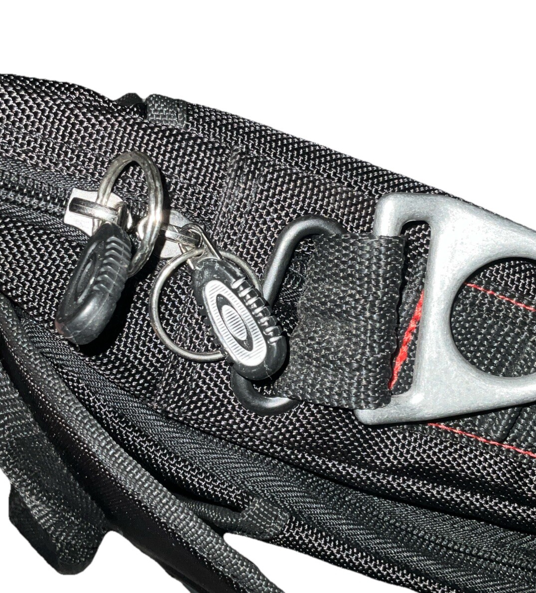 Oakley Men’s Ballistic Nylon Tactical Field Gear Vertical Laptop Messenger Bag