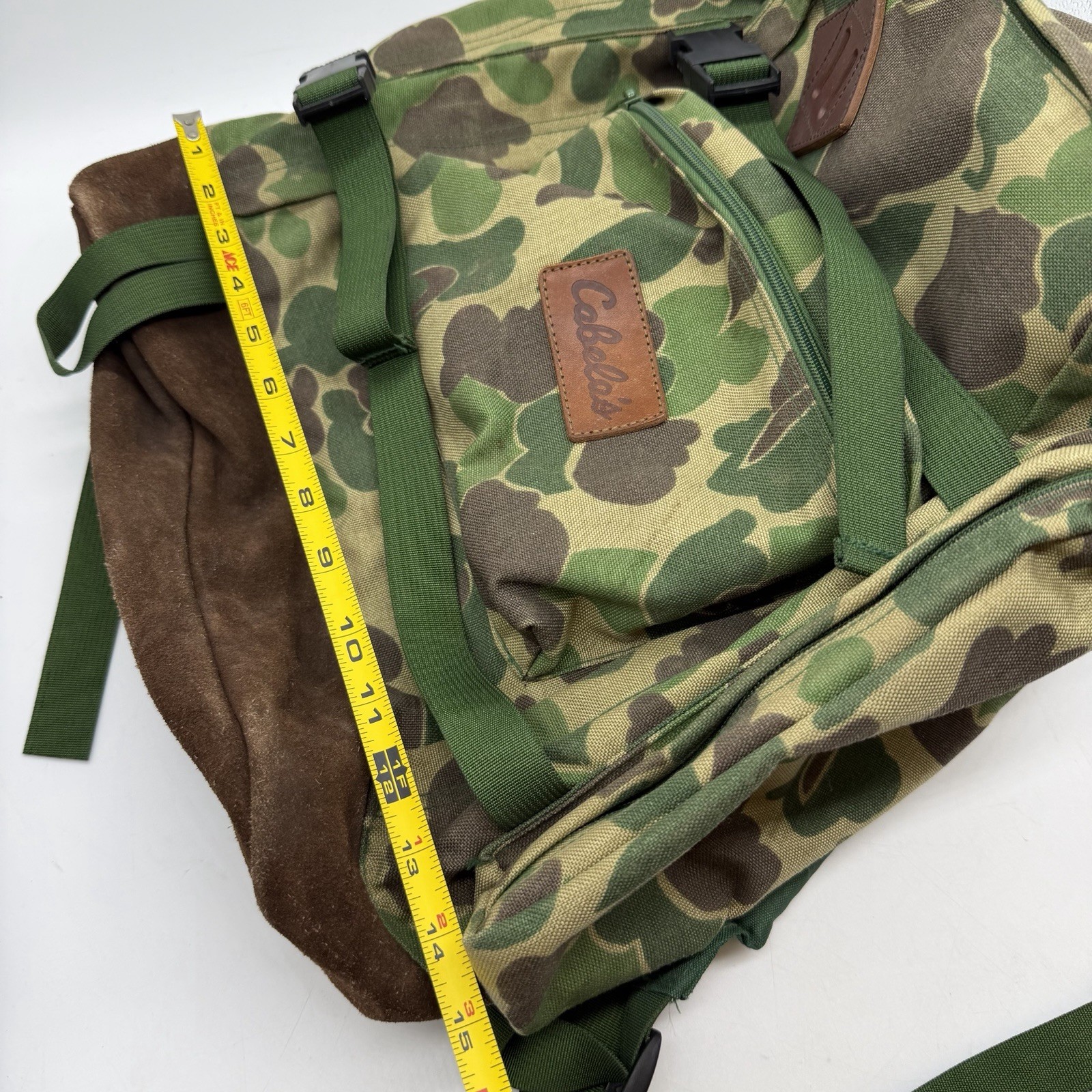 Vintage Cabela’s Hunting Backpack Suede Leather Bottom Frogskin Camo Green Brown