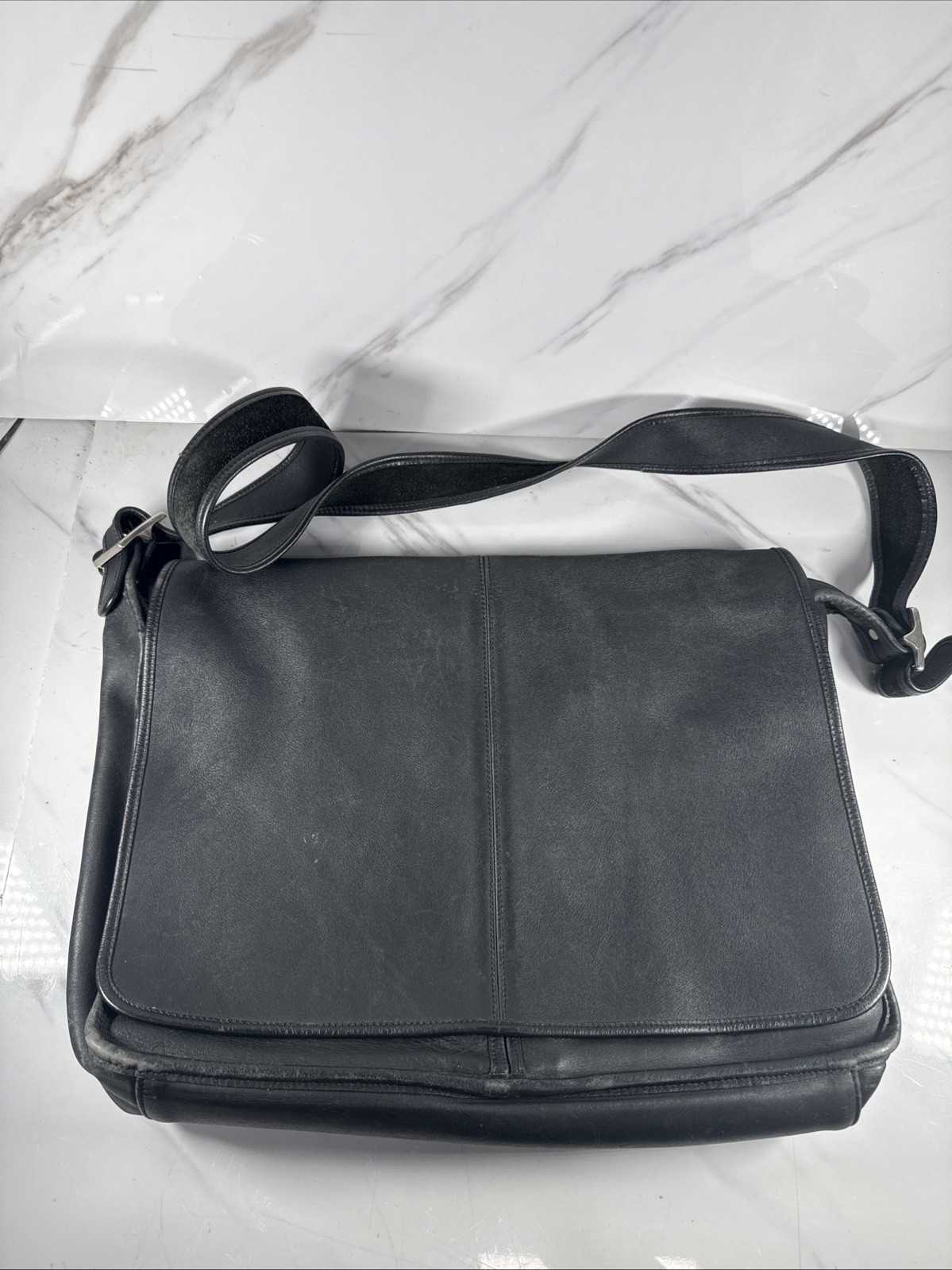 Coach 5206 Messenger Comp Bag USA Black Leather Cowhide Vintage 90s Great Shape!
