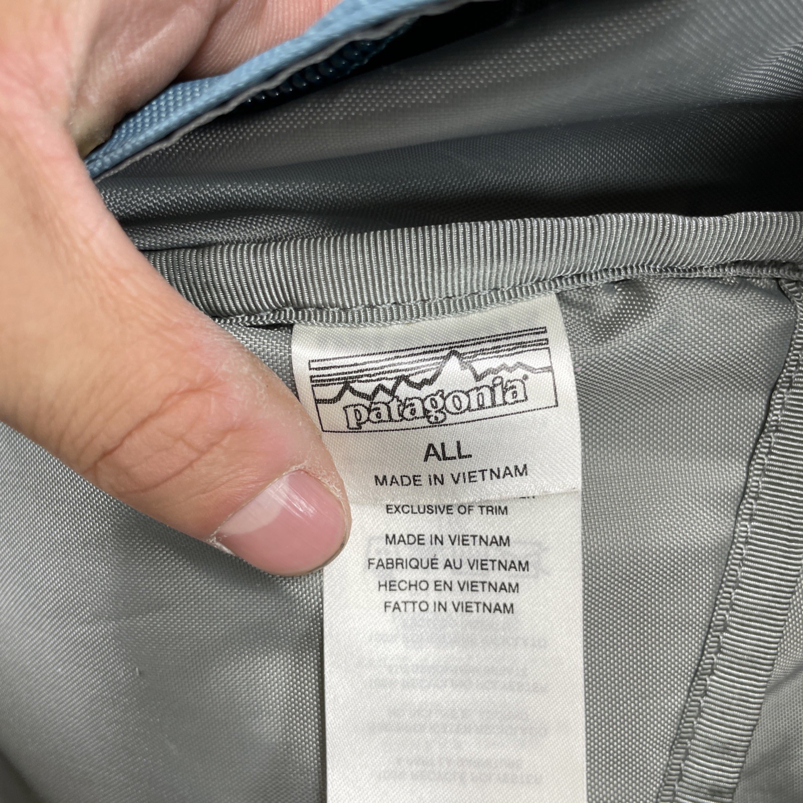 Patagonia Backpack Mens Arbor Daypack 20L Tasmanian Teal Outer Zipper Pockets